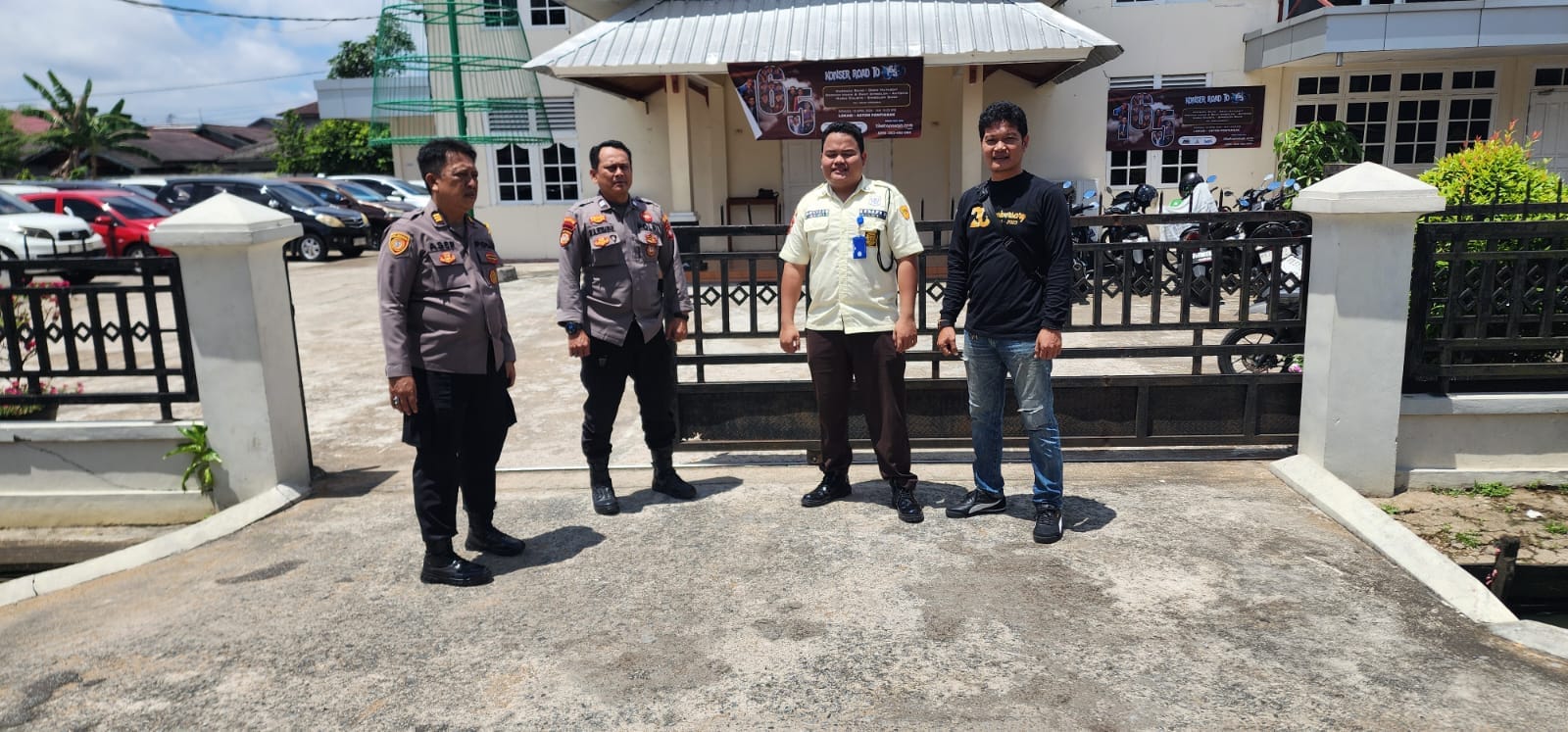 Jaga Kekhusyukan Ibadah, Polsek Pontianak Barat Siagakan Personel Saat Jum’at Agung dan Paskah