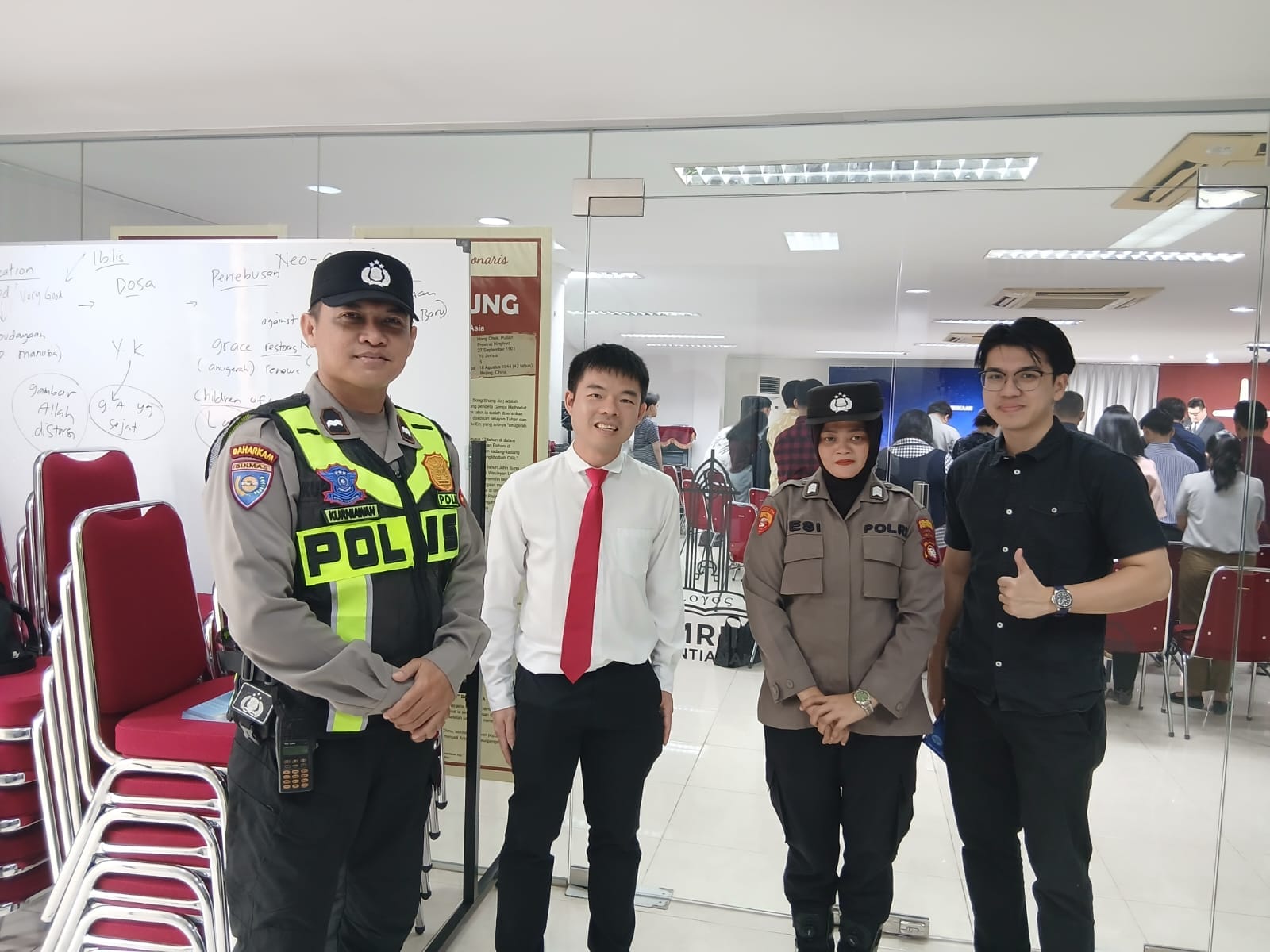 Enggang Polsek Pontianak Barat Gelar Patroli Malam dan Berikan Imbauan Kamtibmas