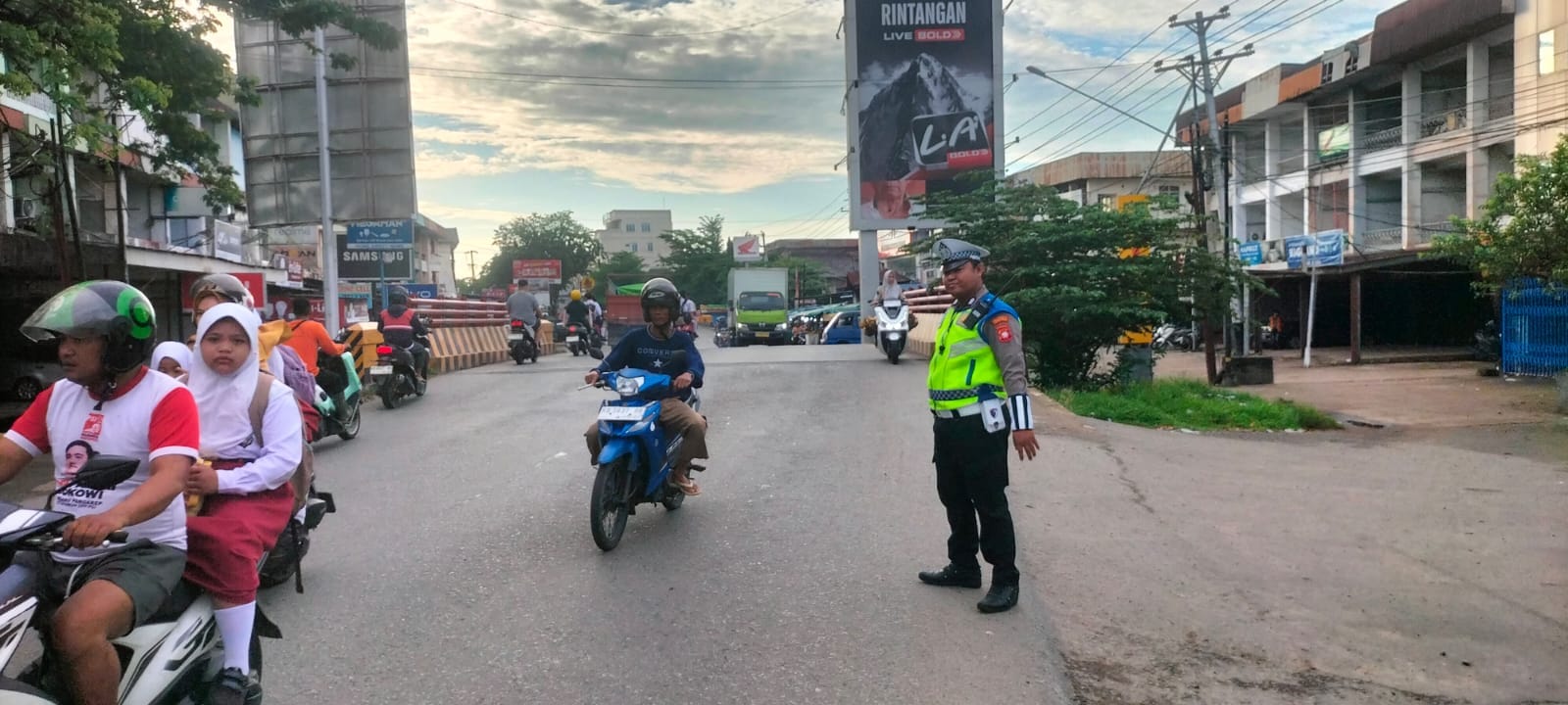 Arus Lalu Lintas Kembali Normal Usai Libur Panjang, Polsek Pontianak Utara Tetap Siaga