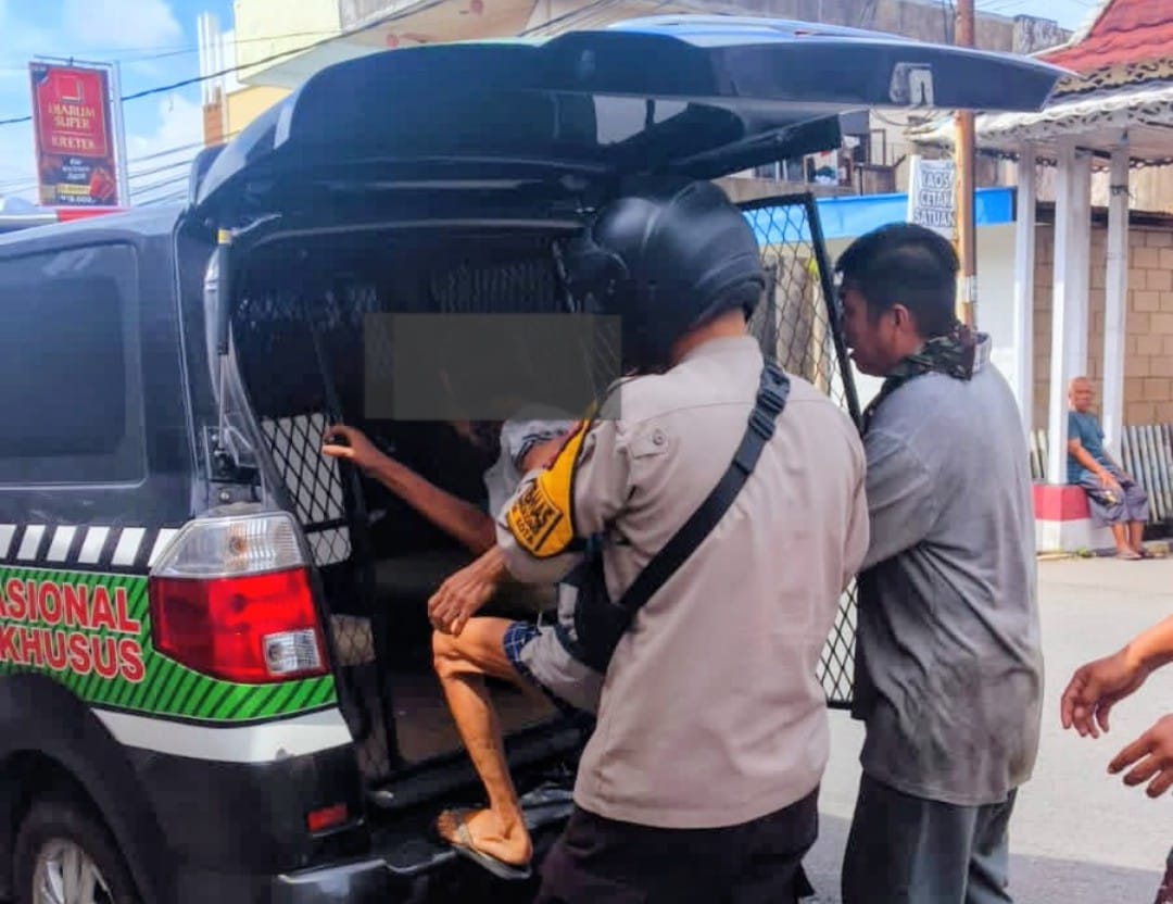 Sinergi Bhabinkamtibmas, Babinsa, dan Dinas Sosial Amankan ODGJ di Pontianak Kota
