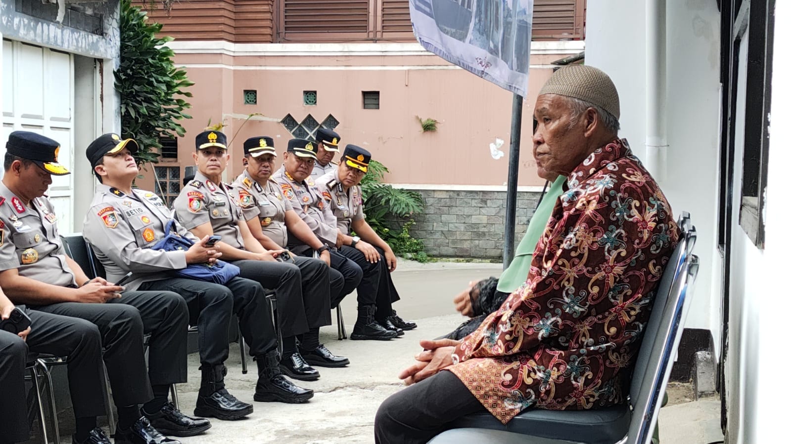 Kasespim Lemdiklat Polri Hadiri Peresmian Bedah Rumah Serdik Sespimti Dikreg ke-35