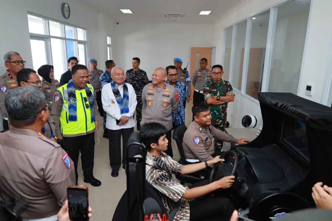 Tingkatkan Keselamatan Berkendara, SDC Polda Kalsel Diresmikan Kakorlantas Polri