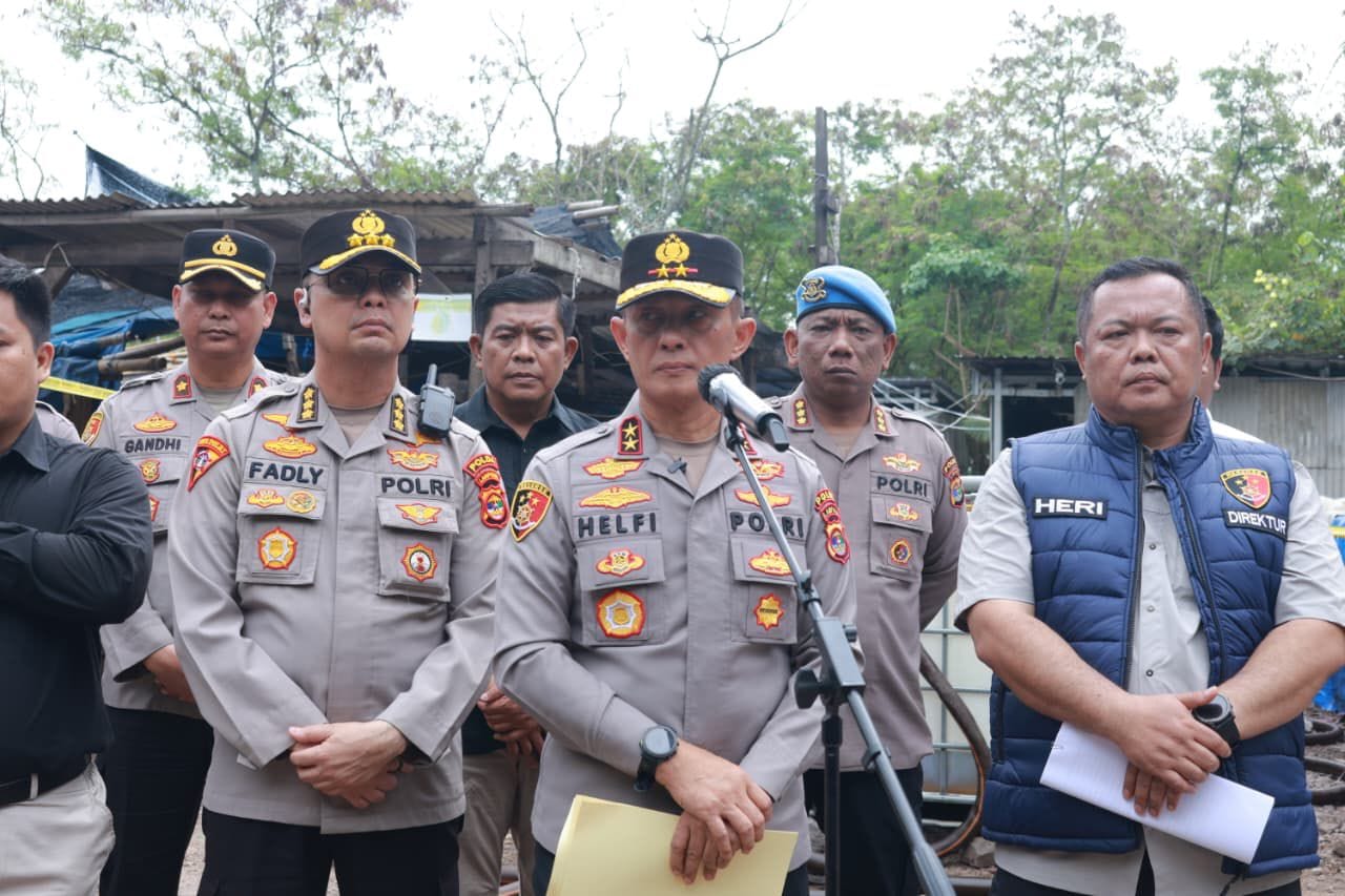 Polda Lampung Berhasil Bongkar Sindikat Penimbunan BBM Ilegal di Pesawaran, Potensi Kerugian Negara Capai Ratusan Miliar