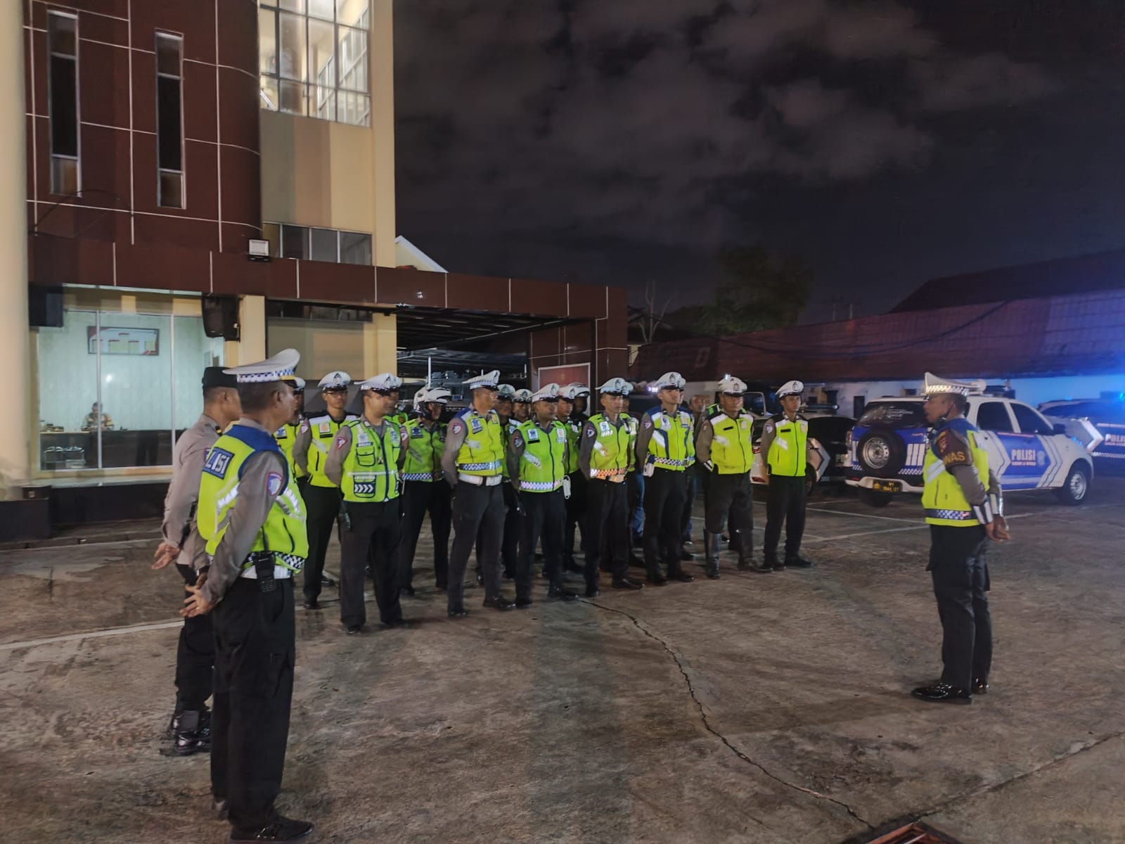 Patroli Malam Minggu, Satlantas Polresta Pontianak Sita 37 Kendaraan Knalpot Brong