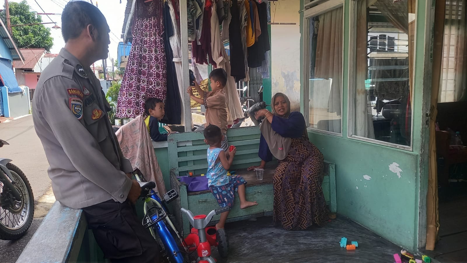 Jalin Kedekatan dengan Masyarakat, Bhabinkamtibmas Sei Jawi Dalam Aktif Beri Edukasi Kamtibmas