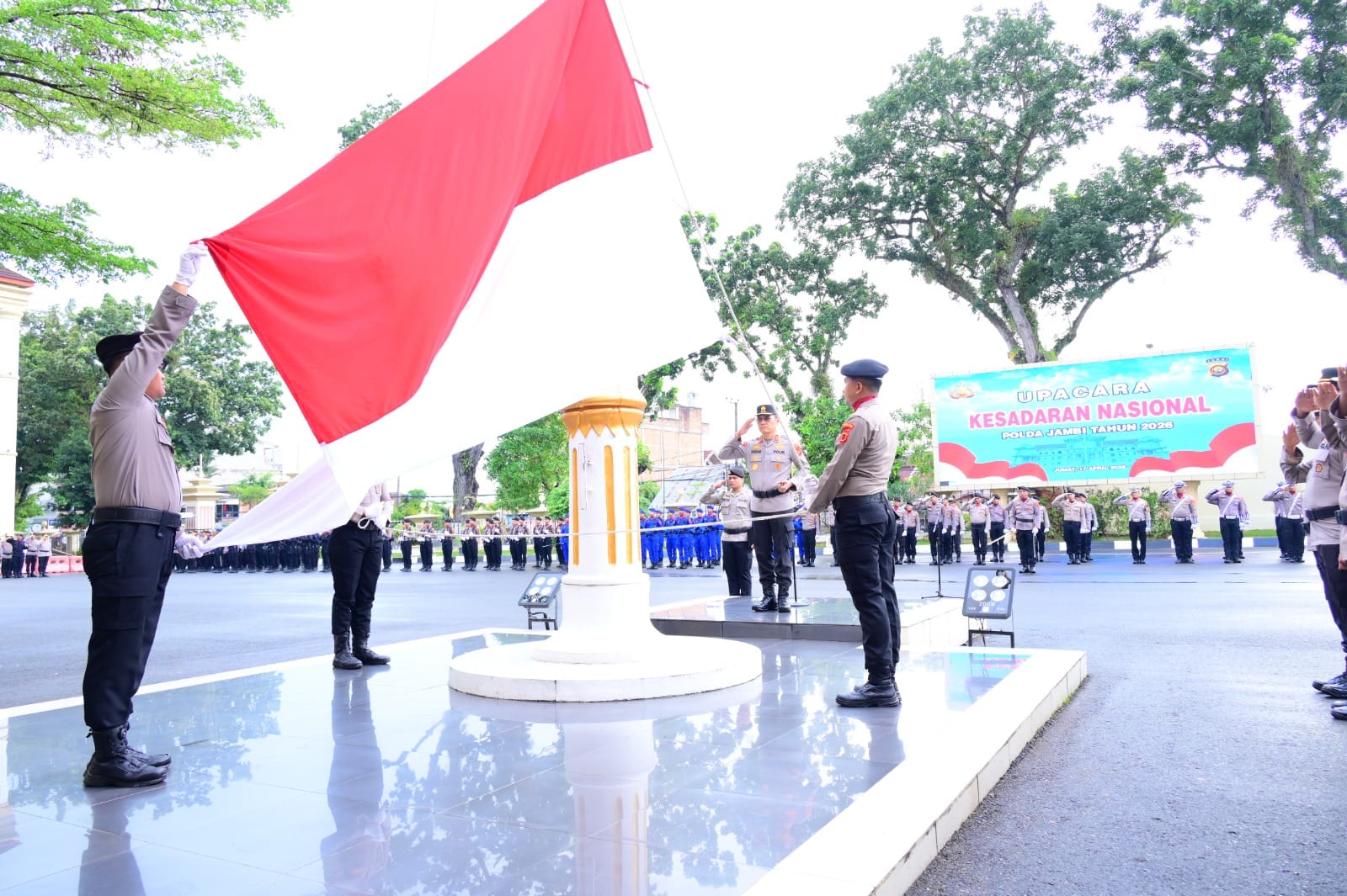 Upacara Kesadaran Nasional, Kapolda Jambi Tekankan Disiplin dan Pelayanan Publik