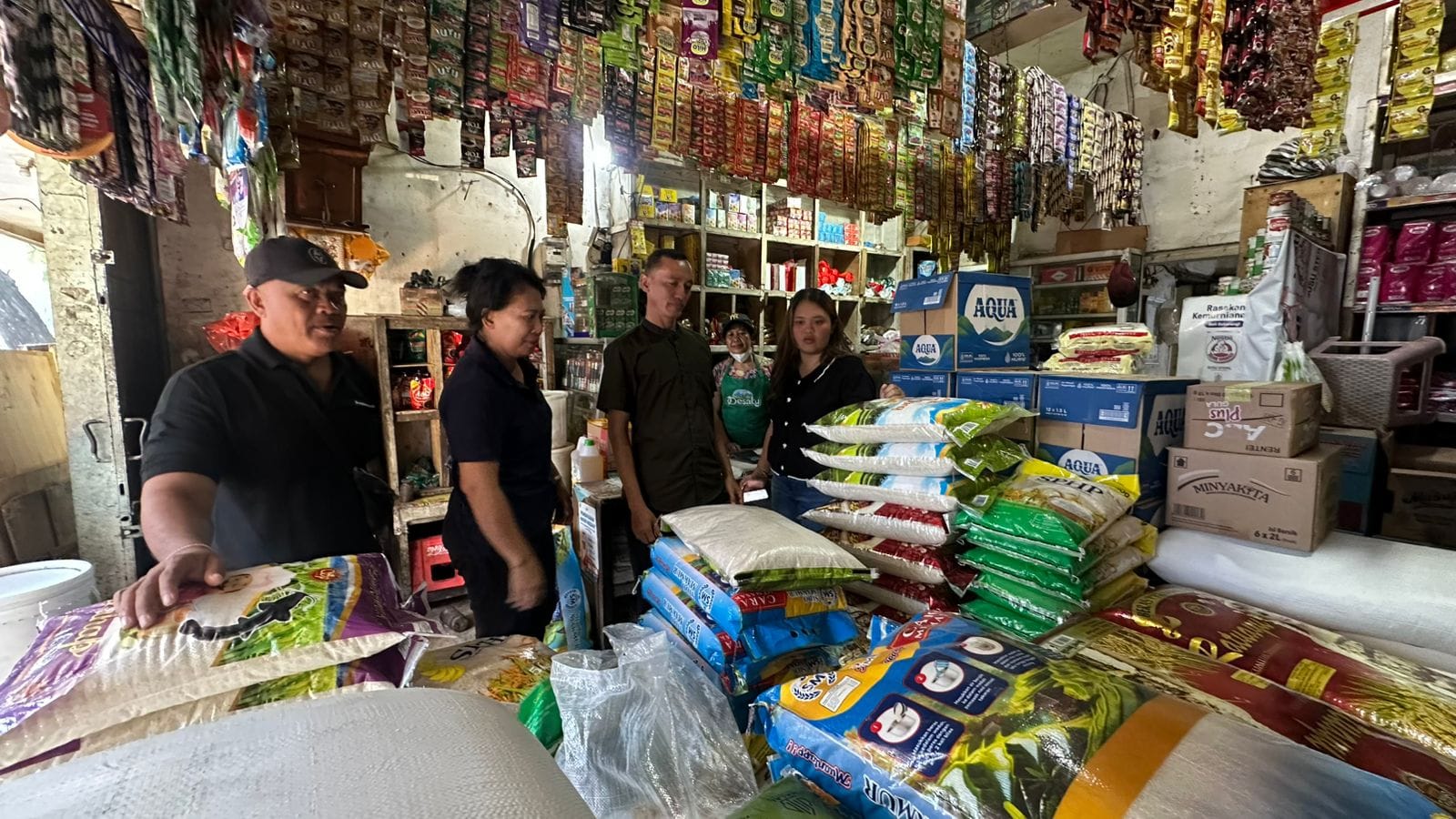 Meminimalisir Harga Bapokting Tidak Sesuai HET, Satgas Pangan Polda Bali Rutin Laksanakan Sidak Pasar