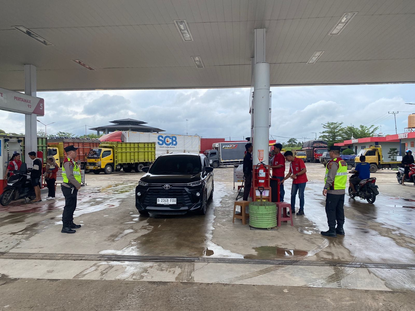 Polda Jambi Bersama Polres Perketat Pengawasan SPBU, Jamin Ketersediaan BBM Tetap Stabil Usai Penyesuaian Harga
