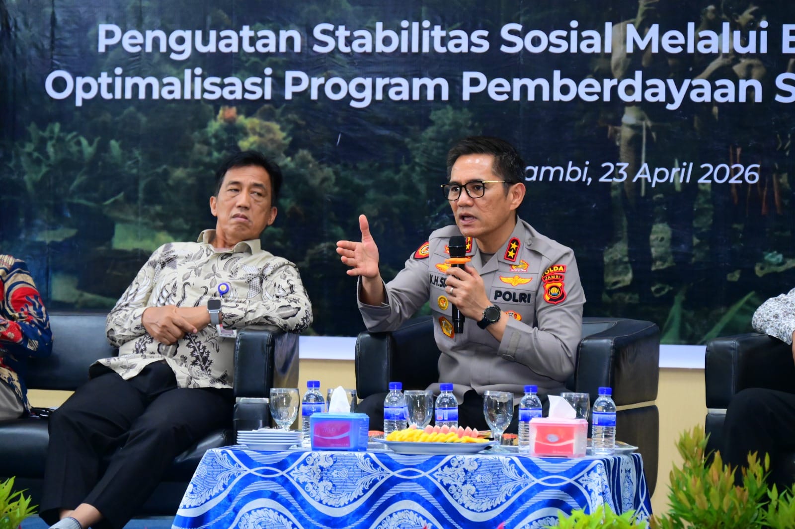 Kapolda Jambi Jadi Pemateri Utama dalam Penguatan Stabilitas Sosial dan Edukasi Hukum bagi Suku Anak Dalam