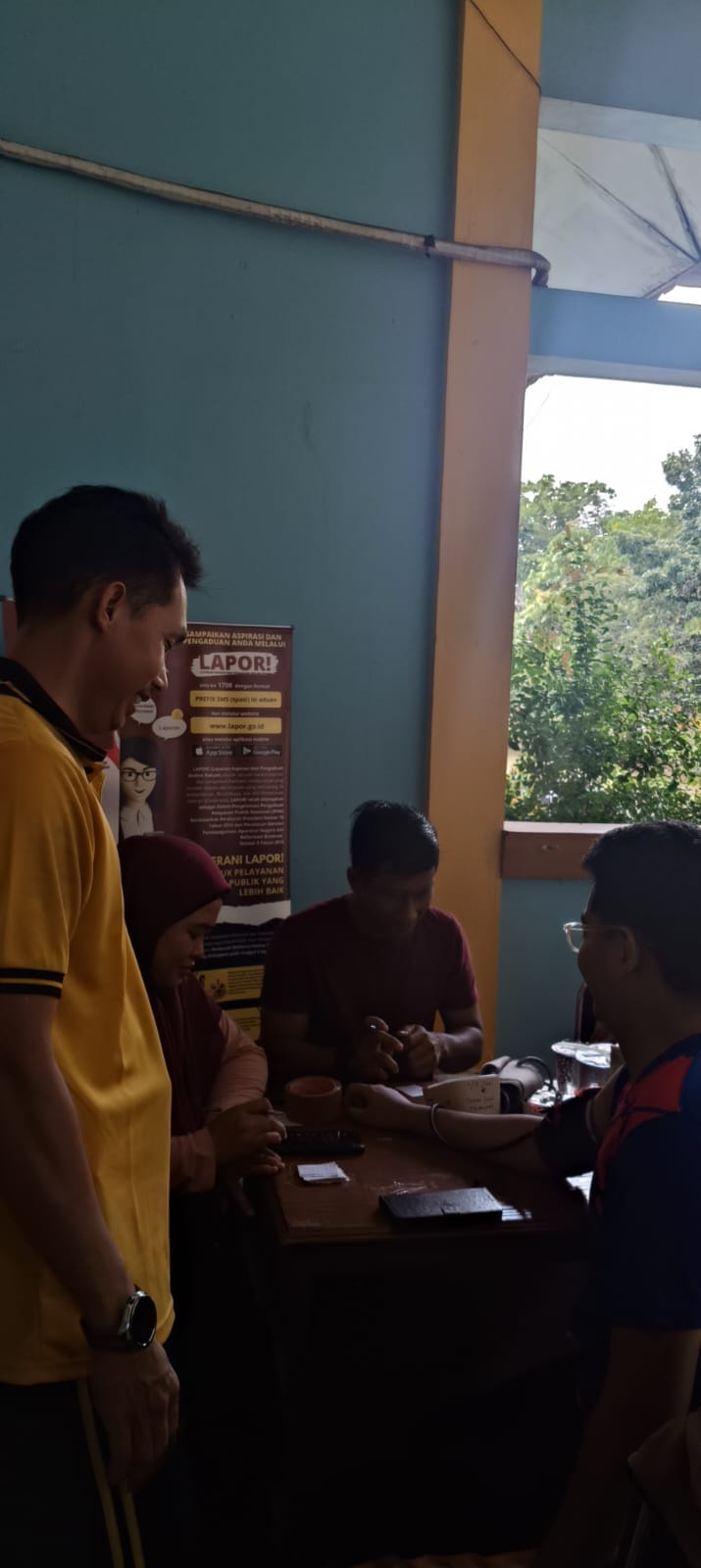 Amankan Layanan Kesehatan Gratis Polisi Pastikan Warga Terlayani Optimal