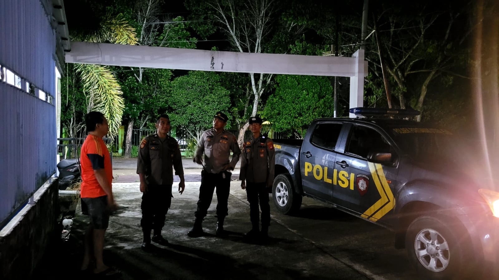 Cegah Kejahatan Jalanan Polsek Pontianak Utara Gelar Patroli di Titik Rawan