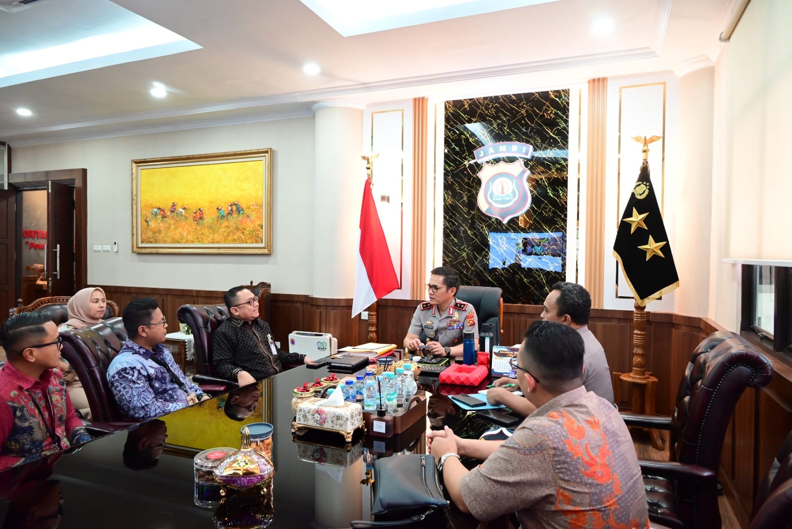 Polda Jambi Perkuat Sinergi dengan Bank Mandiri Jambi untuk Amankan Sektor Perbankan