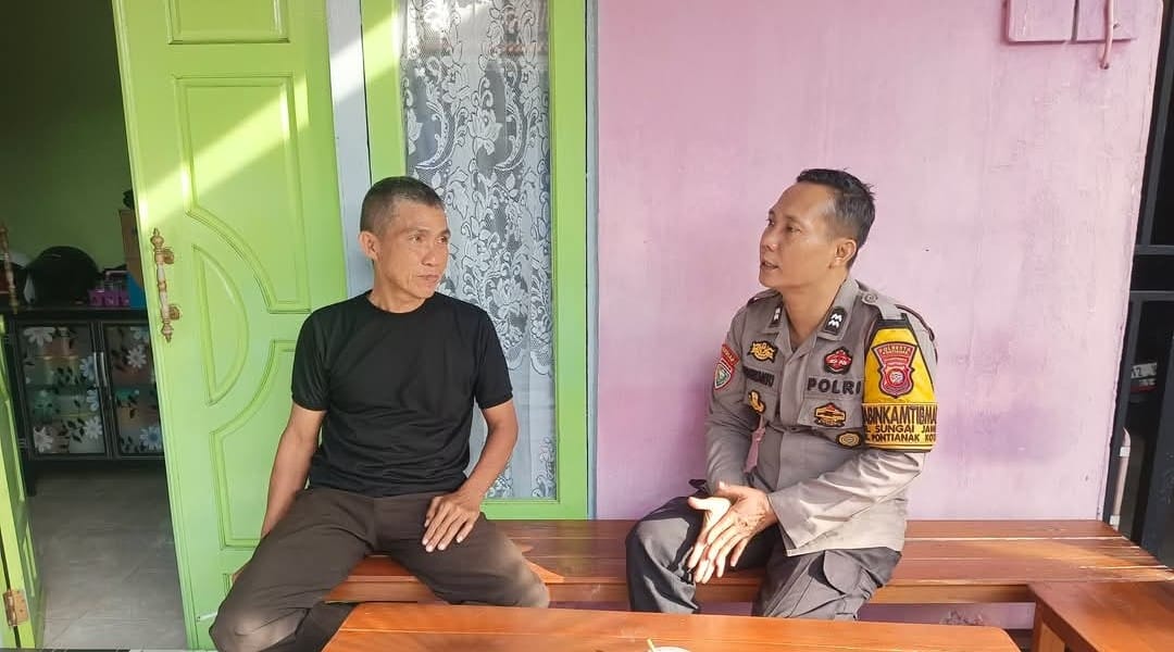Melalui Patroli Rutin, Bhabinkamtibmas Polsek Pontianak Kota Perkuat Kamtibmas