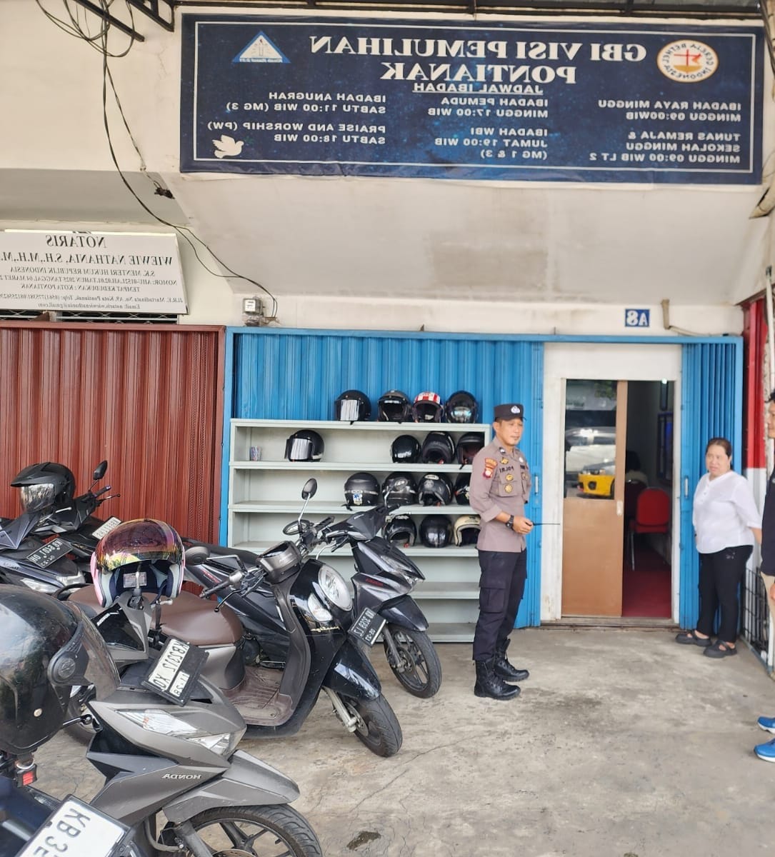 Amankan Ibadah Minggu, Polsek Pontianak Barat Gelar Patroli di Sejumlah Gereja