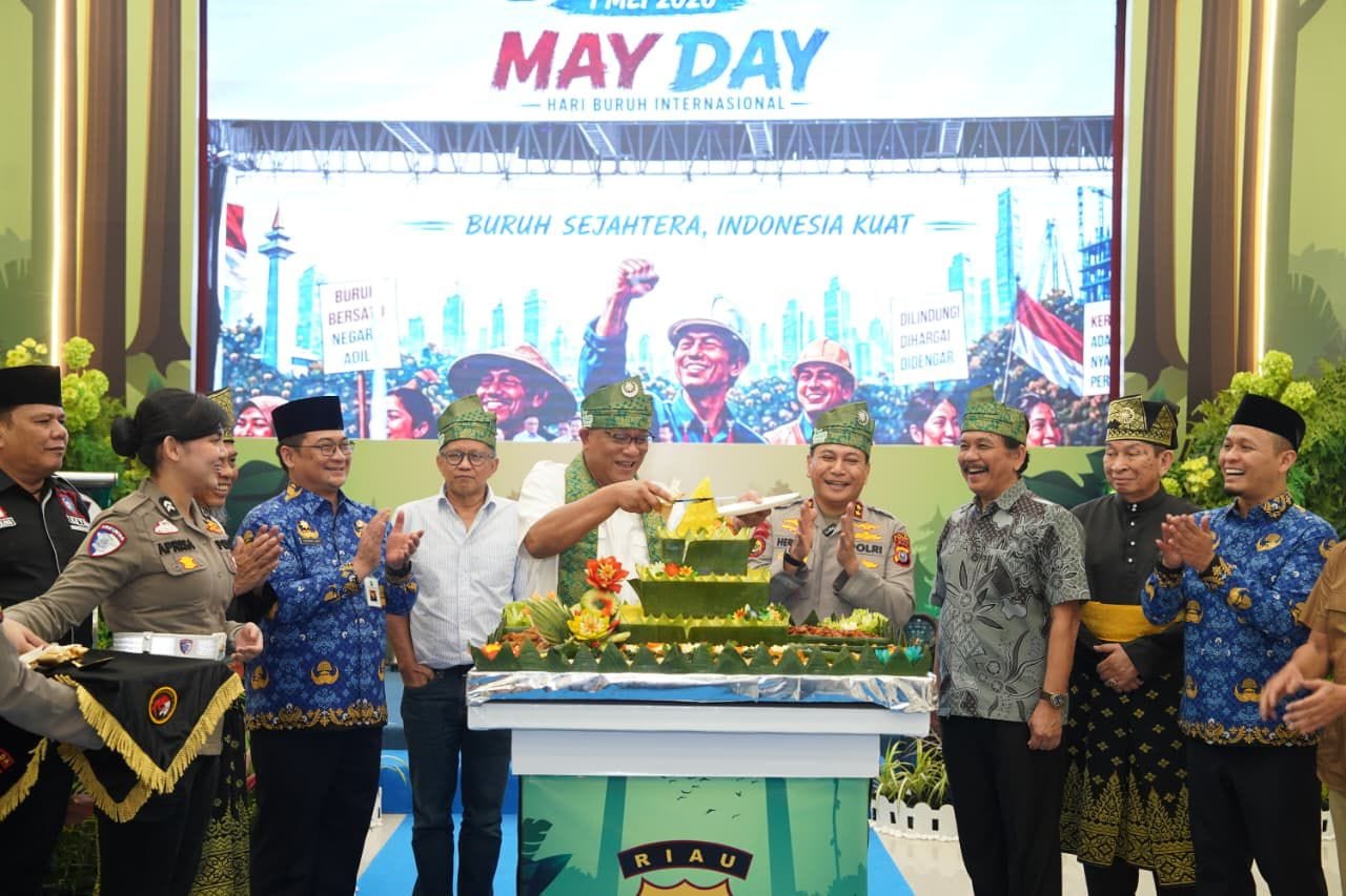 Kunjungi Mapolda Riau, Menteri Lingkungan Hidup Dorong Green Policing Jadi Program Nasional