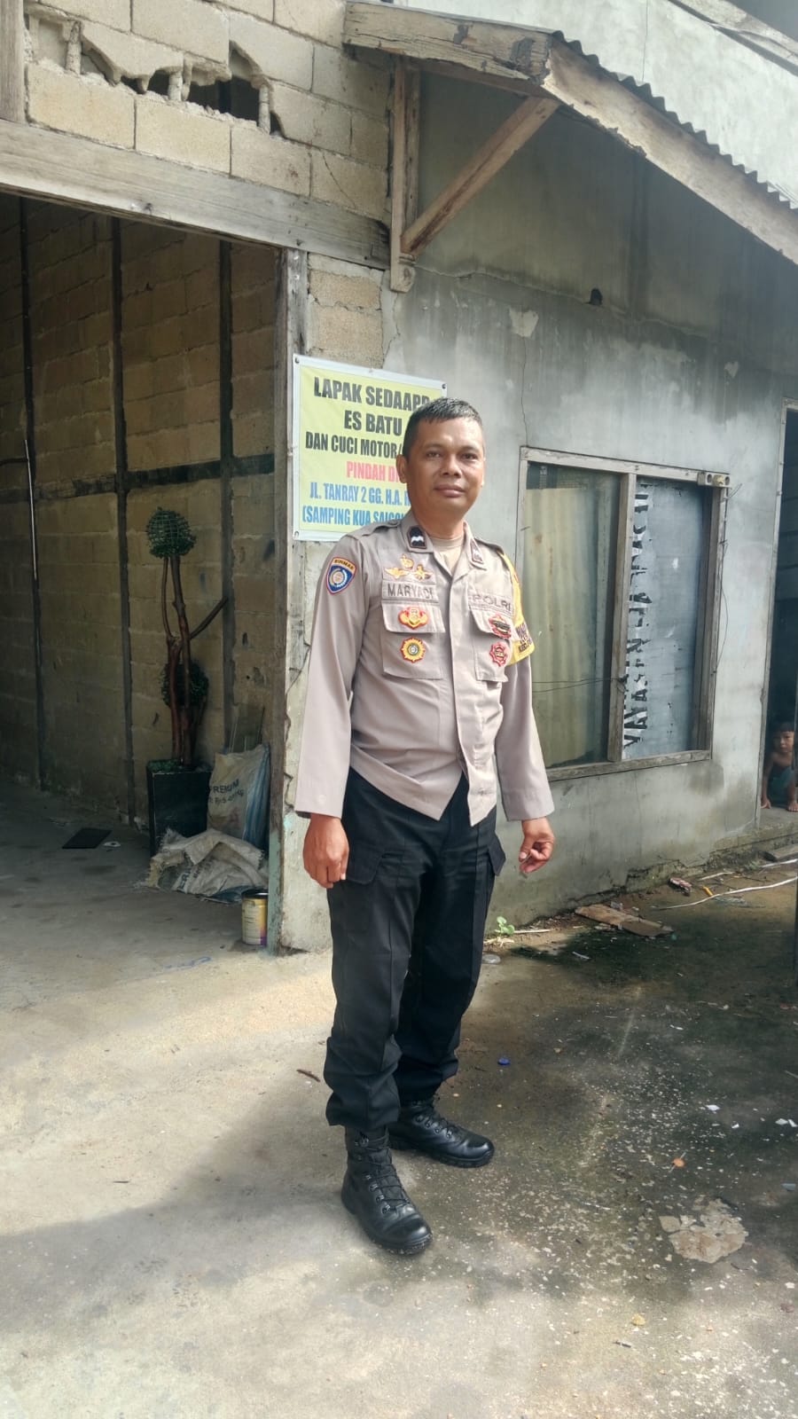 Respon Cepat, Bhabinkamtibmas Saigon Cek Laporan Ruko Penyimpanan Barang Bekas