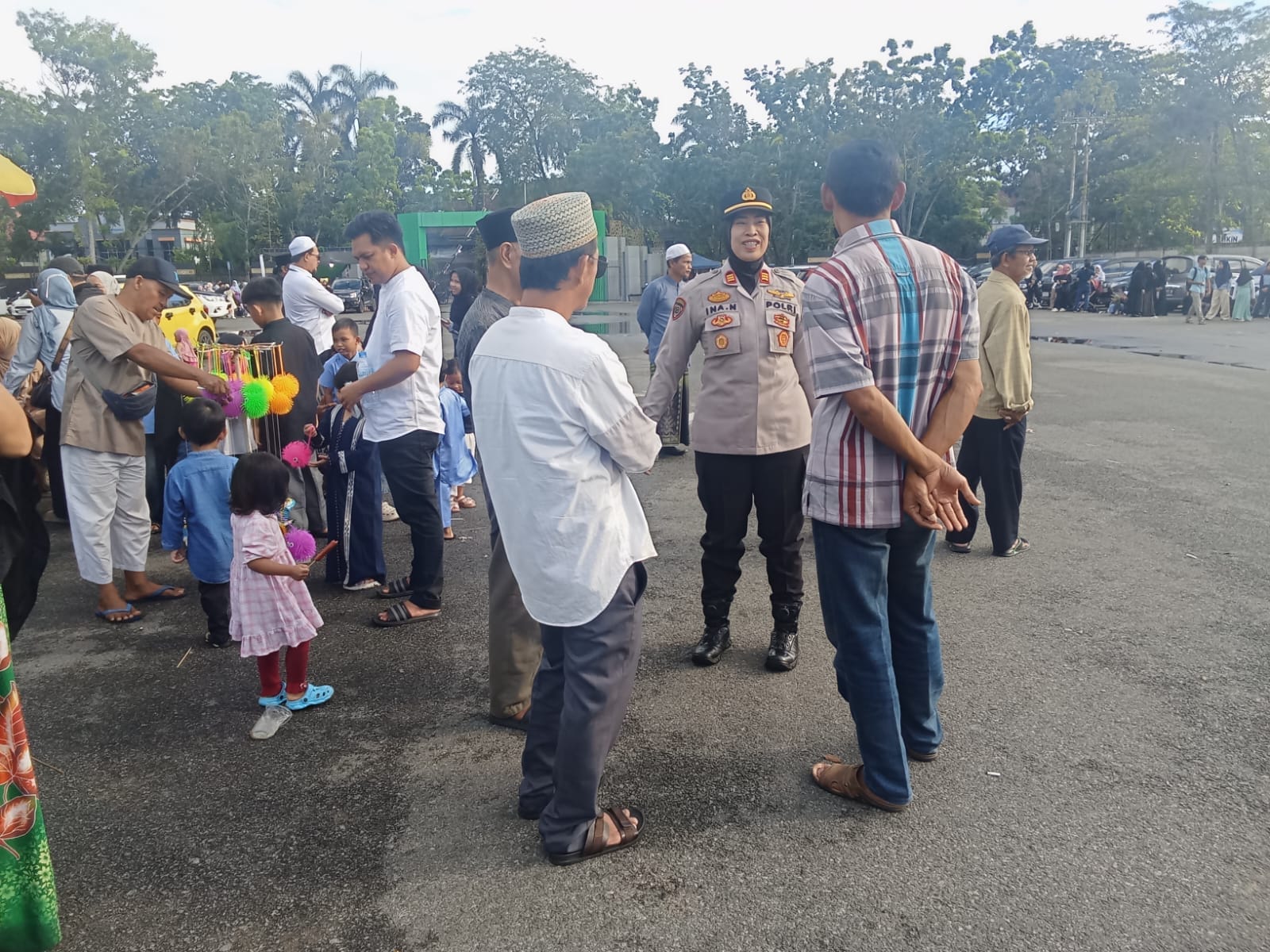 Wujud Kepedulian, Kapolsek Pontianak Selatan Pastikan Keamanan Jamaah Haji di Asrama Haji