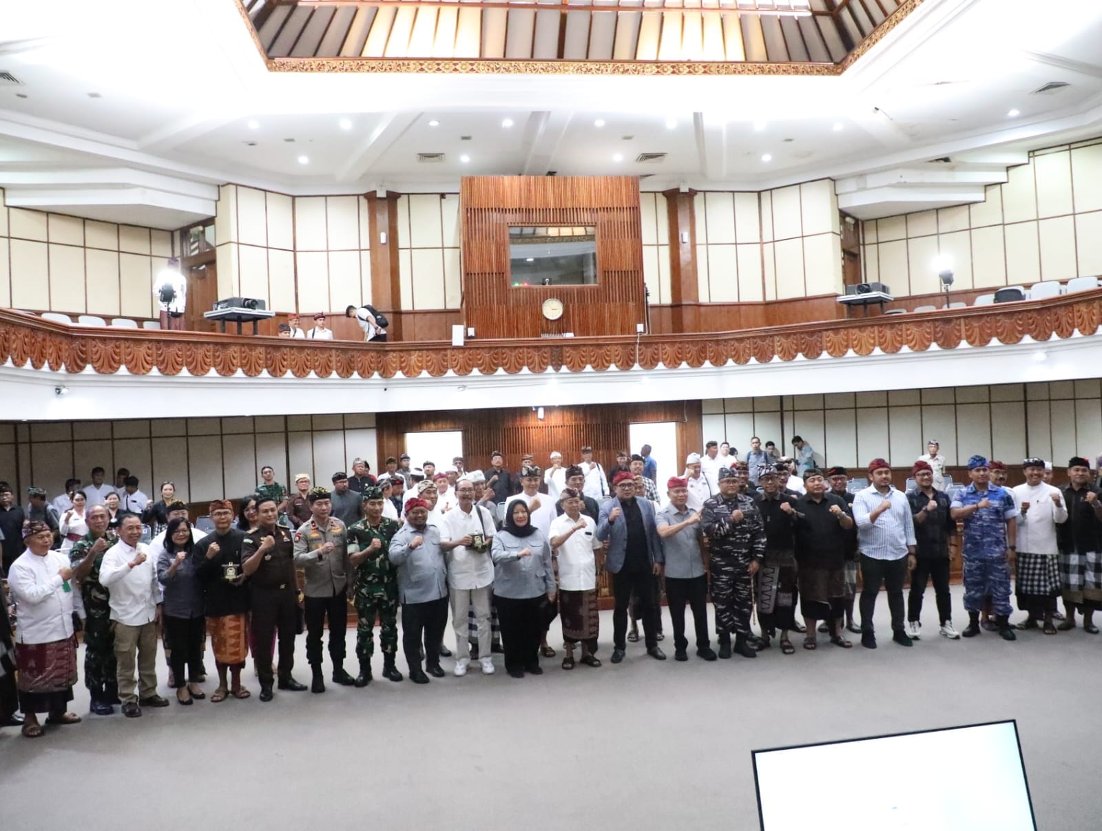 Perkuat Perlindungan Masyarakat Adat, Wakapolda Bali Hadiri Forum Strategis Bersama Baleg DPR RI