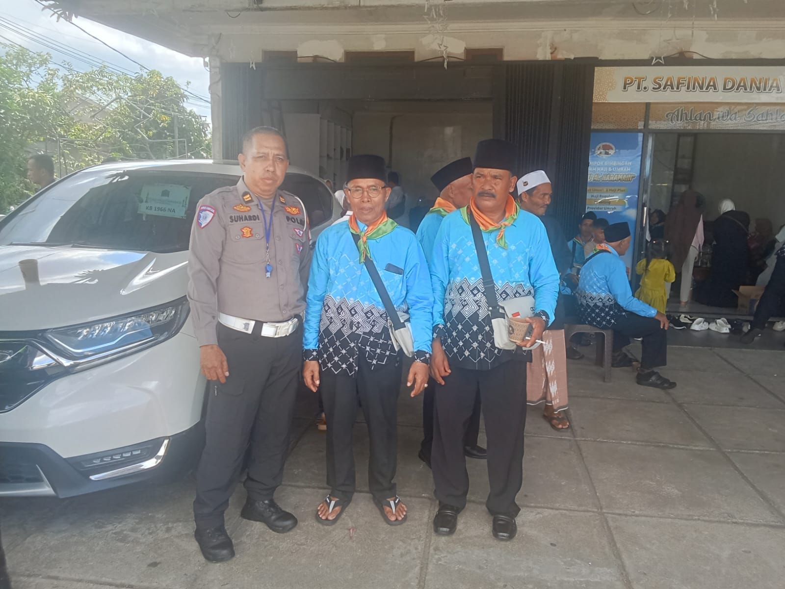 Pastikan Aman dan Lancar, Polsek Pontianak Utara Amankan Keberangkatan CJH ke Asrama Haji