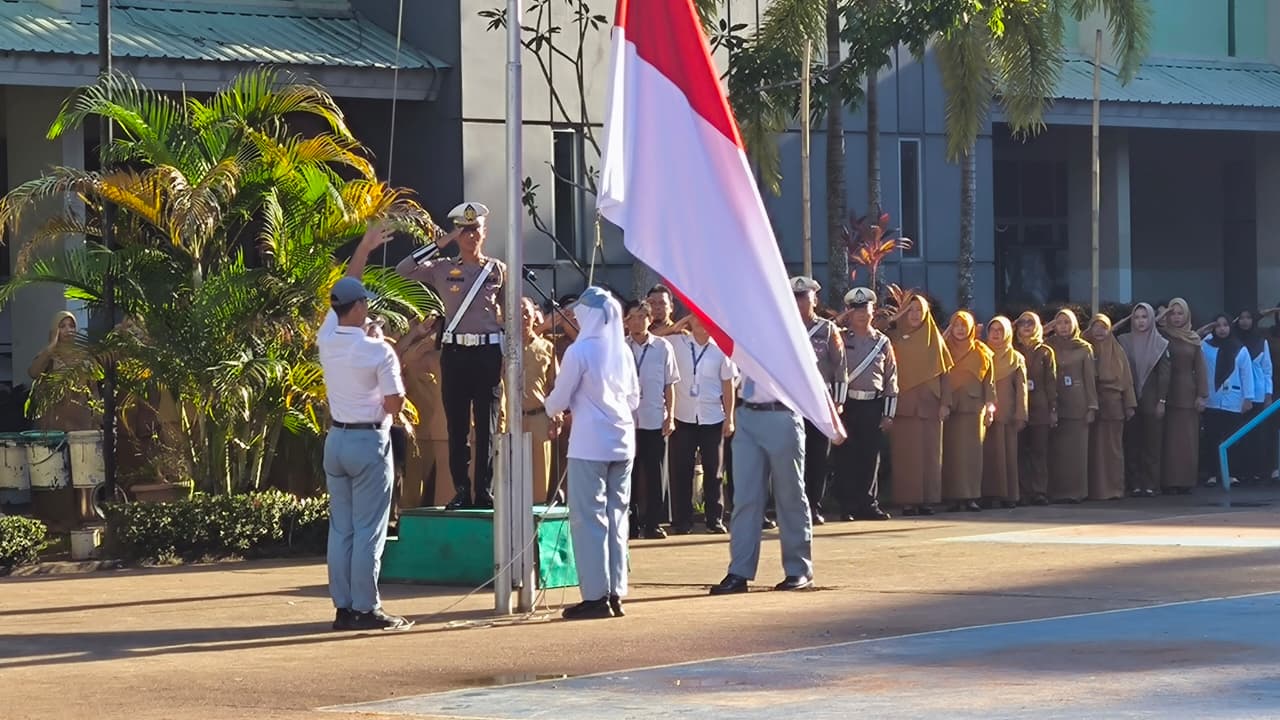 Tanamkan Budaya Tertib Lalu Lintas Sejak Dini, Satlantas Polresta Pontianak Sambangi SMAN 1 Pontianak