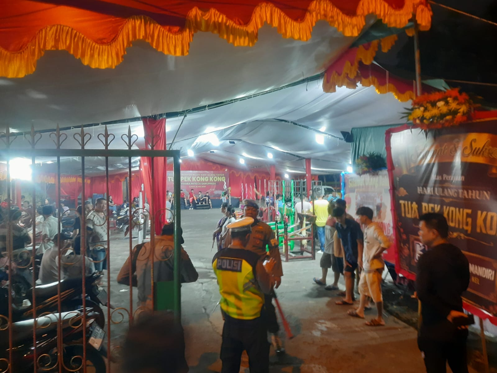 Polsek Pontianak Selatan Laksanakan Pengamanan Perayaan HUT Tua Pek Kong di Vihara Patica Samupada