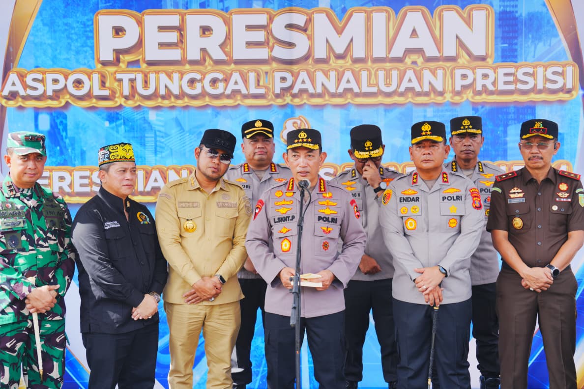 Kapolri Resmikan Asrama dan Sarpras Polda Kaltim, Tekankan Pengabdian Terbaik untuk Masyarakat