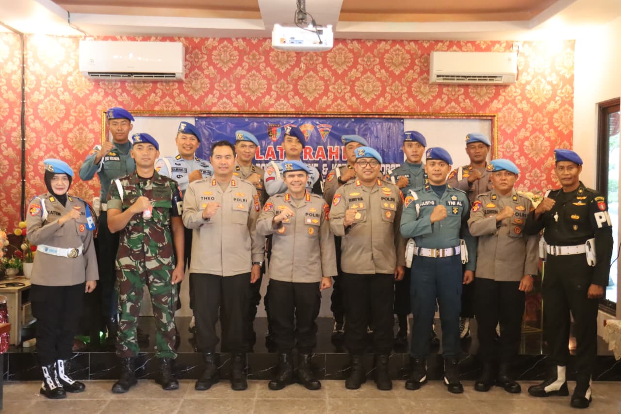 Pererat Soliditas TNI-Polri, Kabidpropam Polda Kalteng Sambangi POM TNI di Kotawaringin Barat