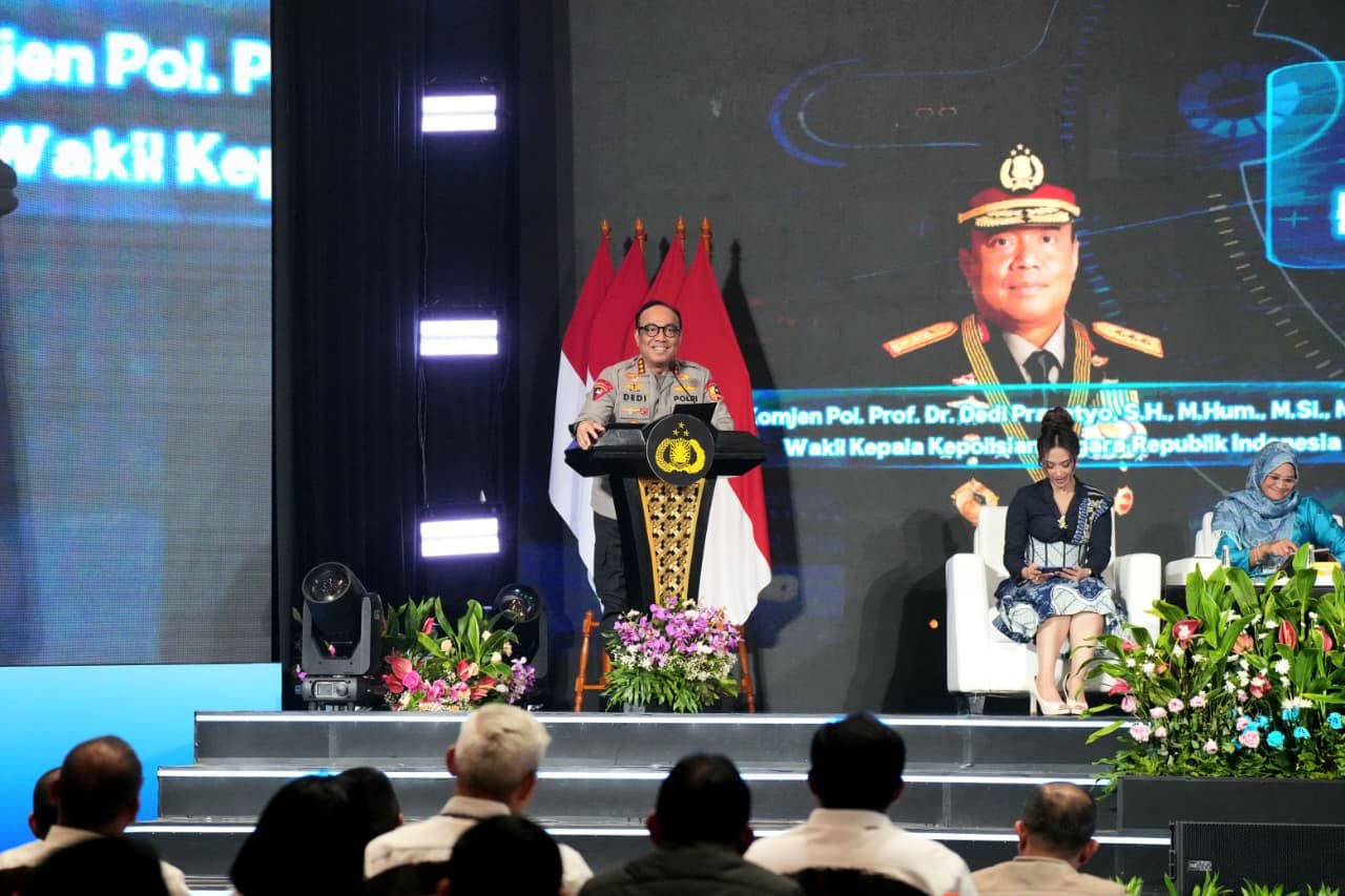 Wakapolri Bedah Buku “Gamifikasi Kekerasan dalam Teror Modern di Era Digital”, Tawarkan Cara Pandang Baru Membaca Ancaman di Era Digital