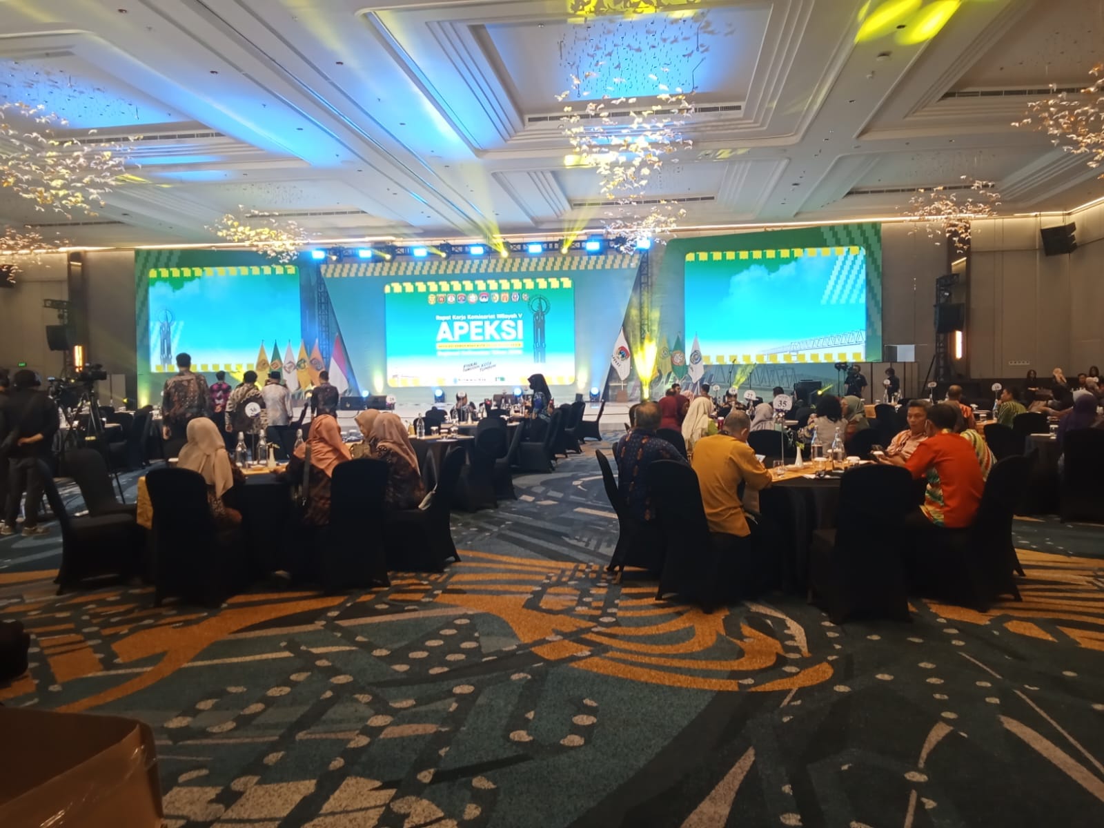 Kapolsek Pontianak Selatan Pimpin Pengamanan Kegiatan APEKSI Konwil V Kalimantan 2026 di Hotel Novotel