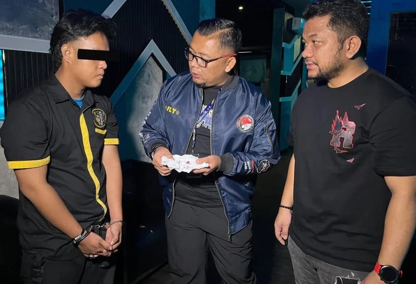Satresnarkoba Gerebek THM Phantom Medan, CS Ditangkap Edarkan Ekstasi