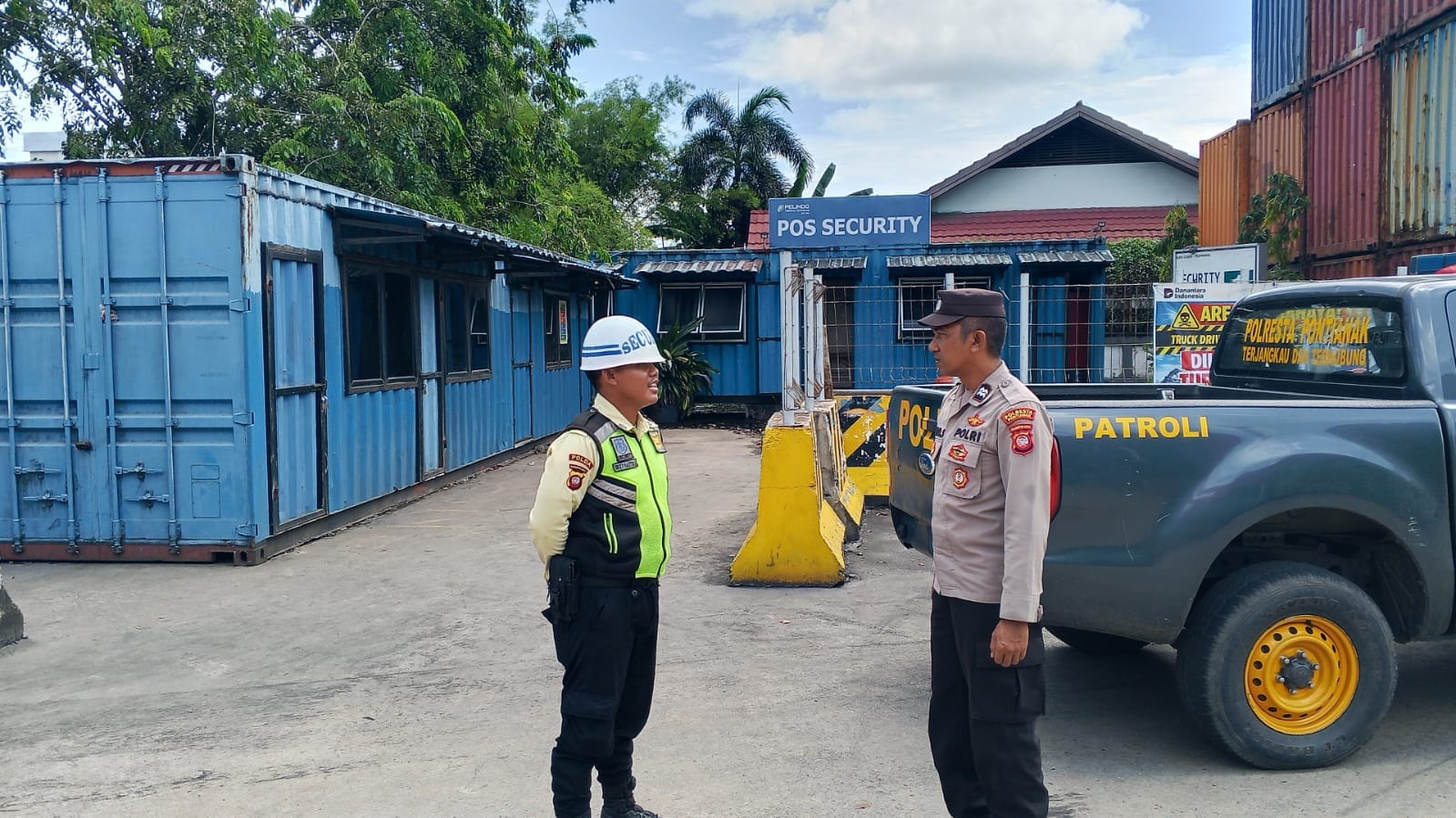 Jalin Kemitraan, Polsek Pelabuhan Dwikora Sambang dan Dialogis dengan Karyawan Pelabuhan
