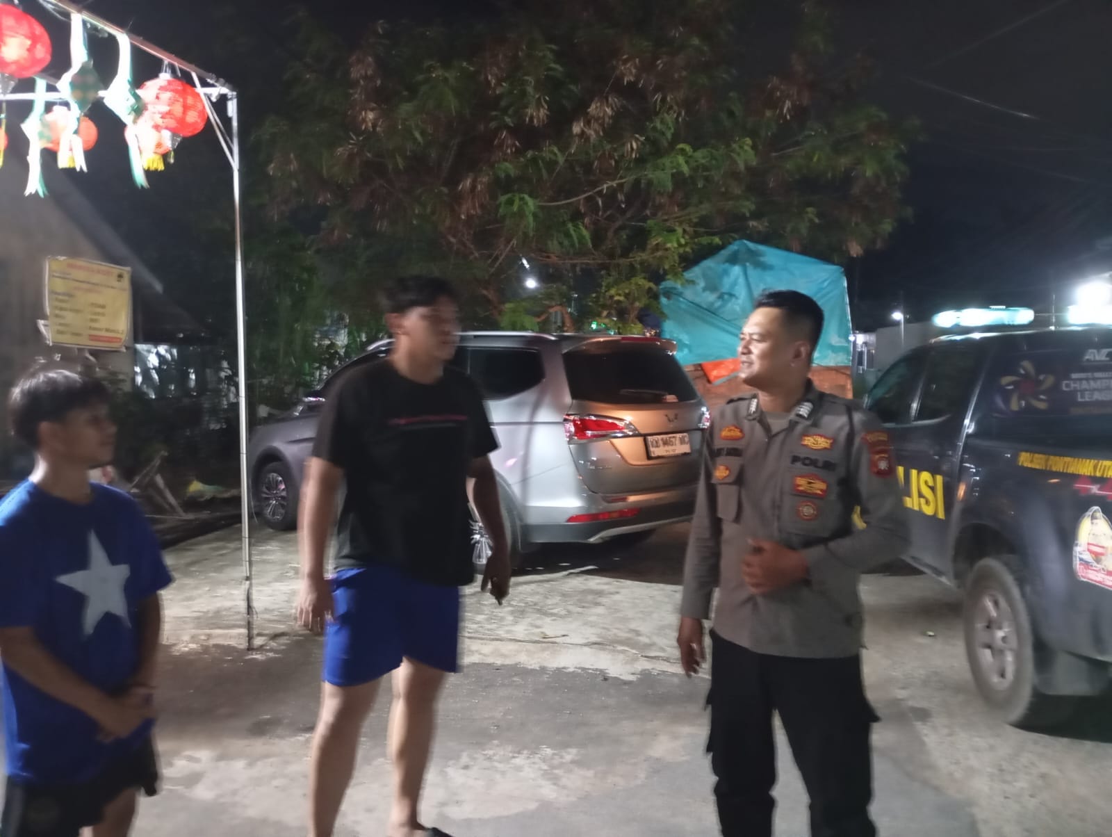 Jelang Hari Raya Idul Adha Patroli Polsek Pontianak Utara Ajak Masyarakat Jaga Kamtibmas Kondusif