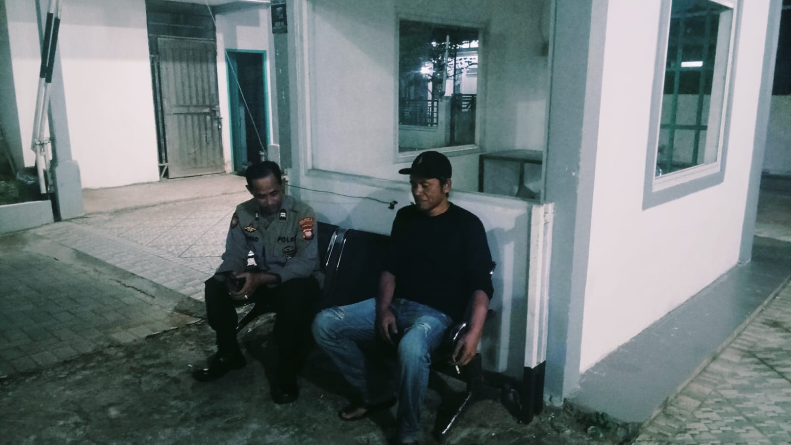 Jaga Situasi Kondusif, Patroli Enggang Timur Datangi Penjaga Malam