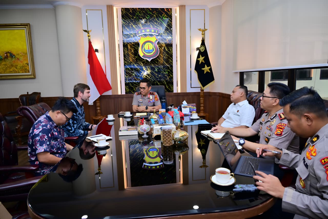 Kapolda Jambi dan Konsulat AS Perkuat Sinergi, Bahas Kolaborasi Keamanan serta Pertukaran Informasi Strategis