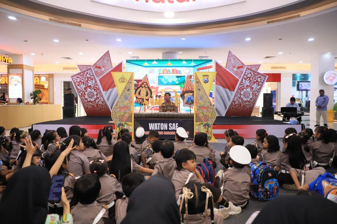 Semarak HKGB ke-74, Polres Kediri Kota Hadirkan Wayang Karton sebagai Media Edukasi dan Pelestarian Budaya