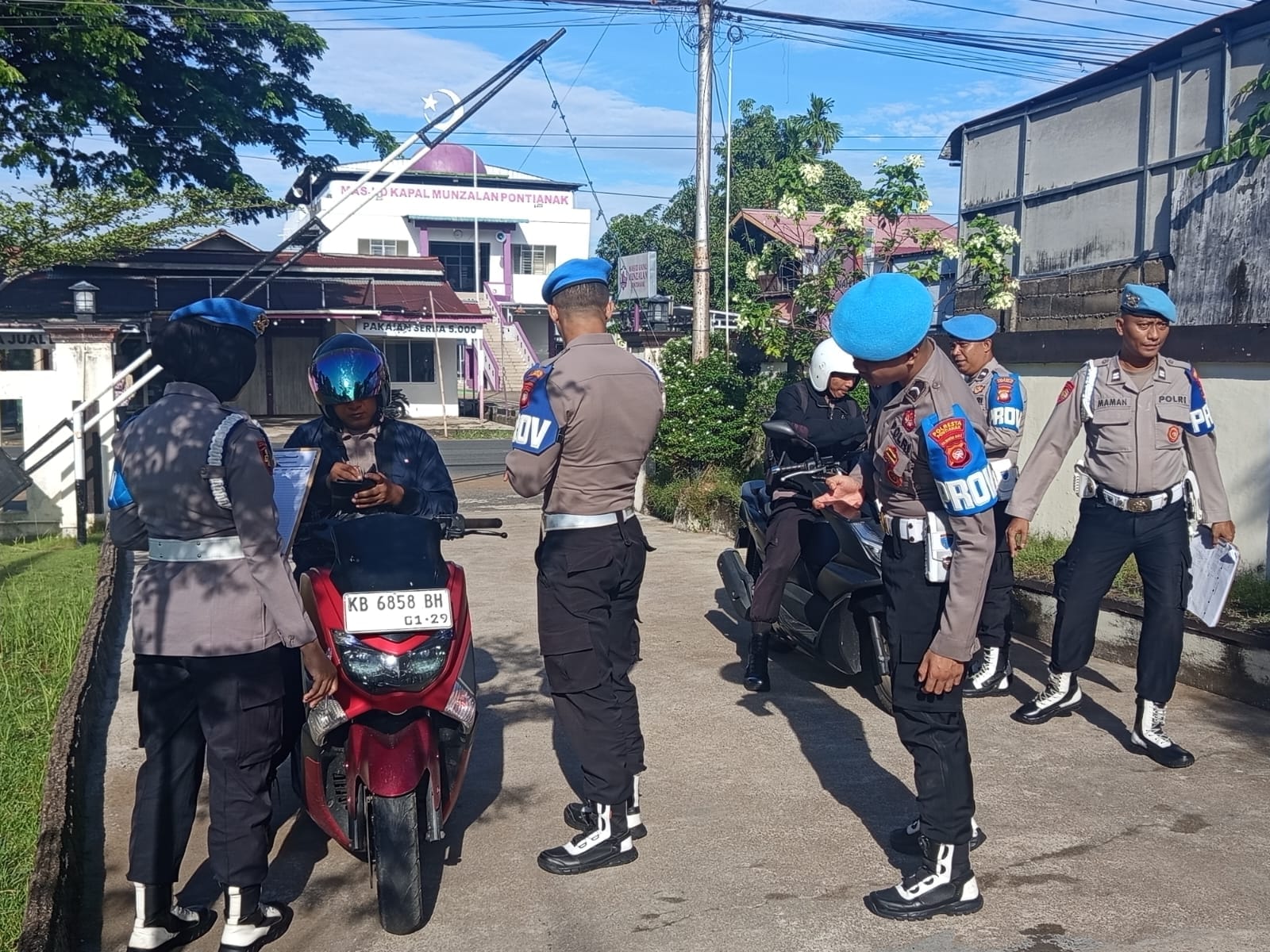 Perkuat Disiplin dan Profesionalisme, SiPropam Laksanakan Gaktibplin di Polsek Pontianak Kota