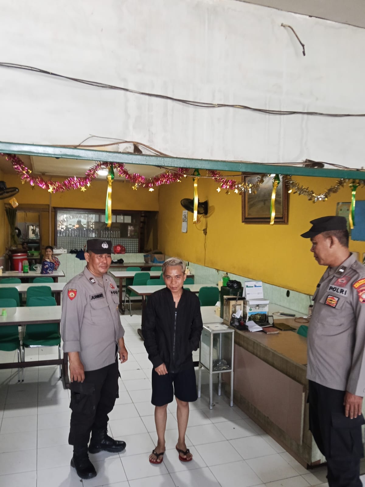 Polsek Pontianak Utara Tingkatkan Patroli Sambang untuk Cegah Gangguan Kamtibmas