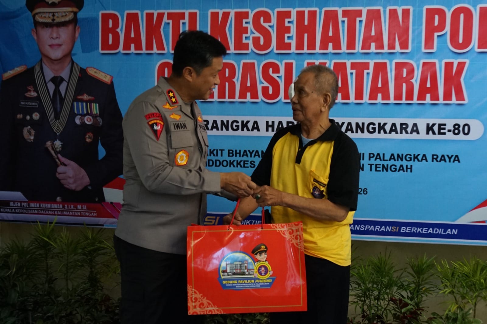 Sambut Hari Bhayangkara ke-80, Polda Kalteng Hadirkan Layanan Operasi Katarak Gratis bagi Warga