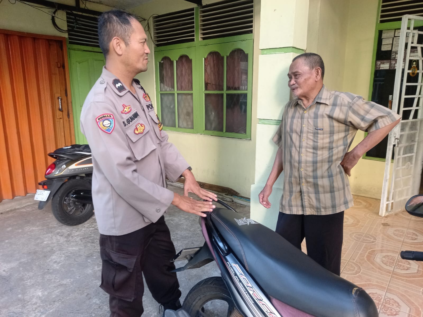 Bhabinkamtibmas Sei Jawi Dalam Sambang DDS, Imbau Warga Waspadai Aksi Pencurian di Siang Hari