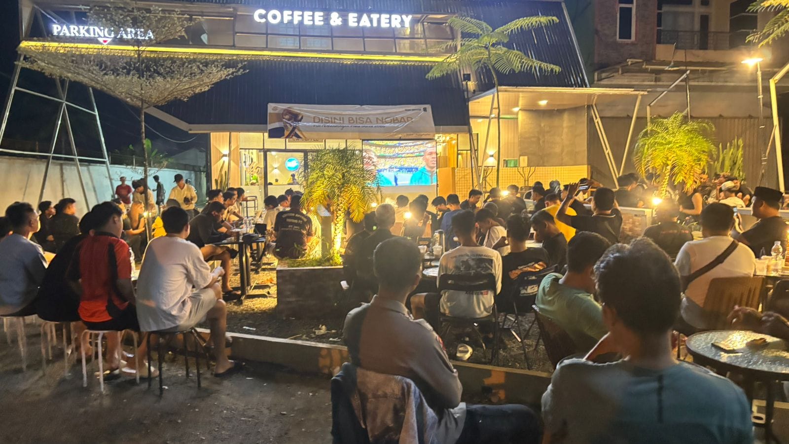 Semarak Piala Dunia 2026, Polsek Pontianak Utara Ajak Warga Nobar dalam Suasana Aman dan Guyub