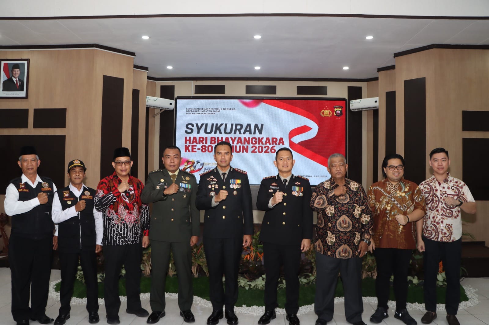 Polresta Pontianak Gelar Syukuran Hari Bhayangkara ke-80, Pererat Kebersamaan dan Sinergi dengan Berbagai Elemen