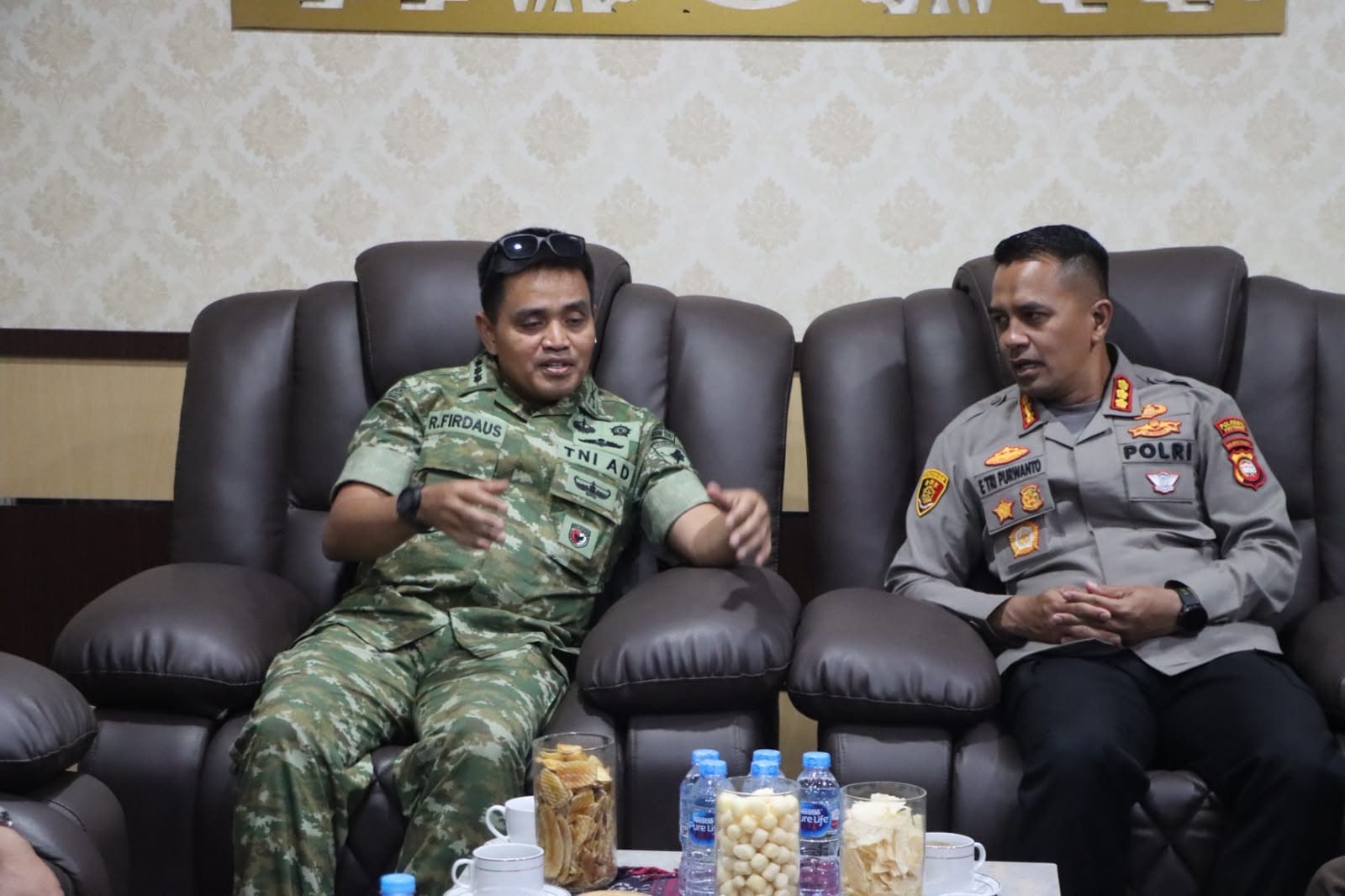 Perkuat Kolaborasi dalam Menjaga Kamtibmas, Kapolresta Pontianak Sambangi Kodim 1207/Pontianak