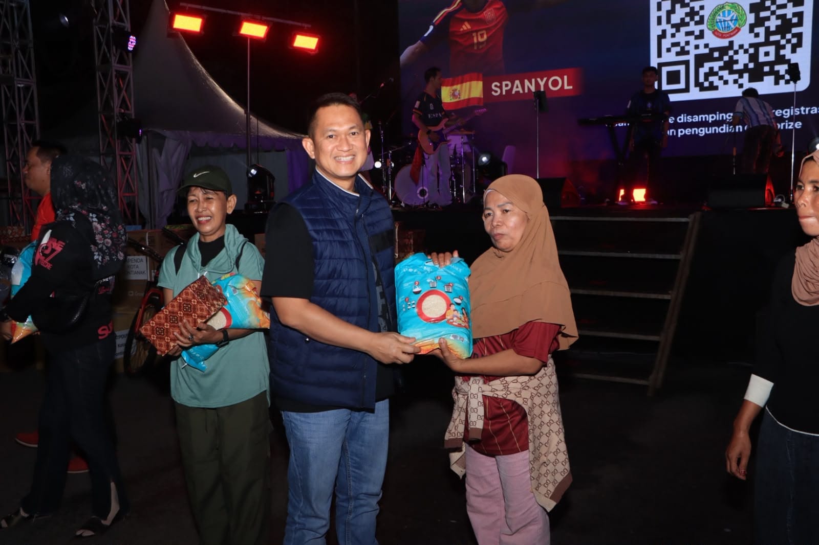 Forkopimda Kota Pontianak Gelar Nobar Final Piala Dunia 2026, Wakapolresta Turut Hadir