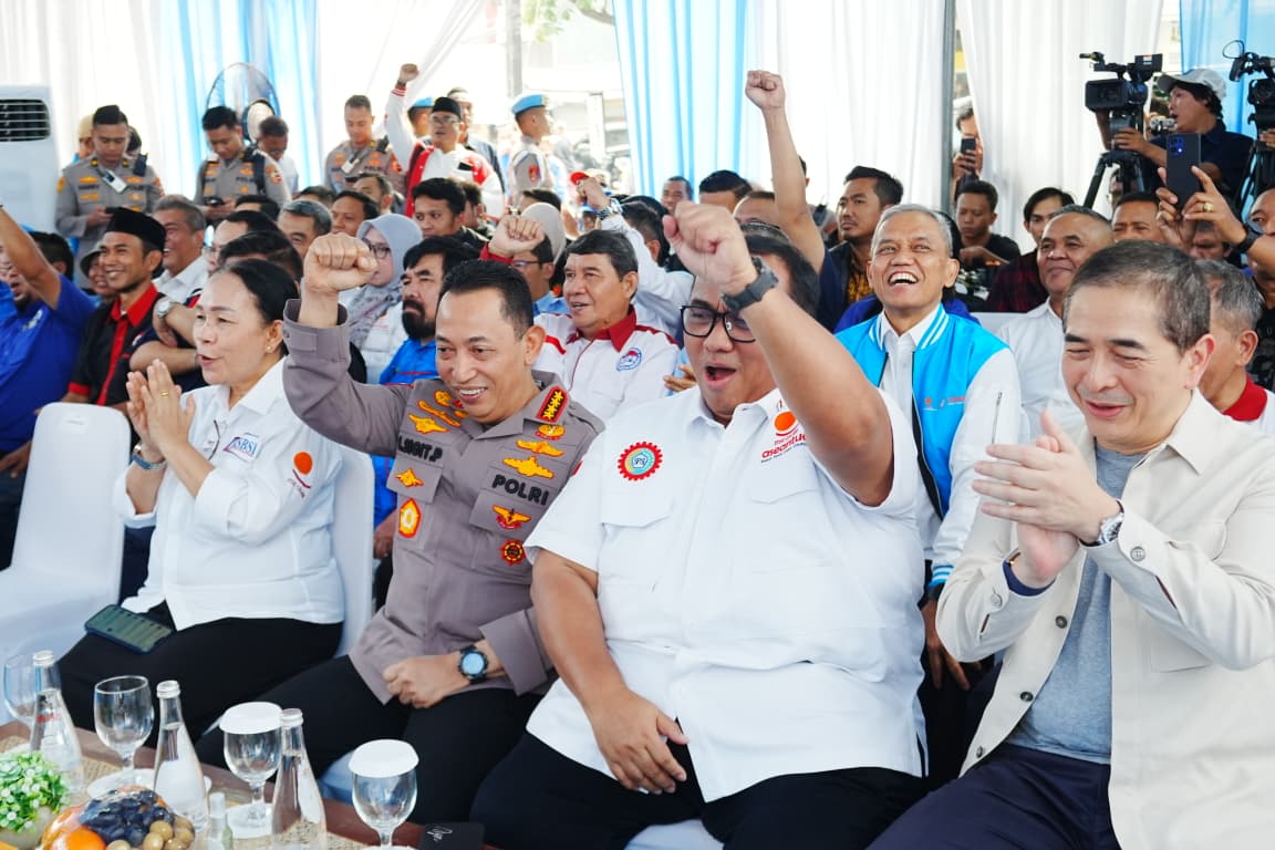 Perkuat Sinergi dengan Pekerja, Kapolri Resmikan Sekretariat Bersama Koalisi Besar Perjuangan Buruh Indonesia