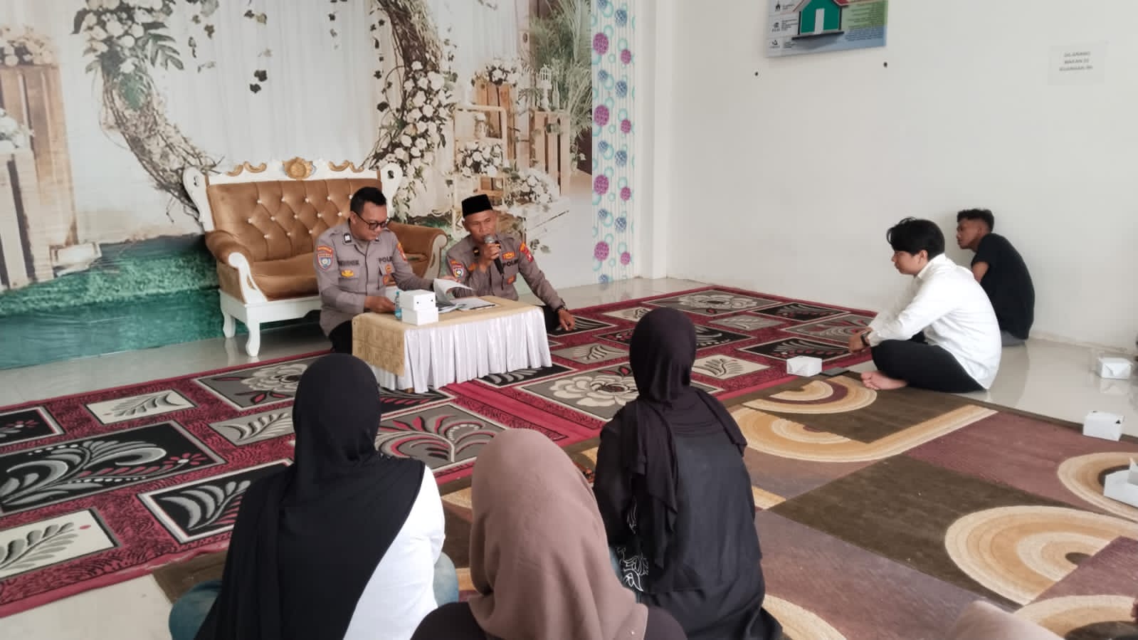 Satbinmas Polresta Pontianak Bekali Pasangan Pranikah dengan Penyuluhan PKDRT, Sosialisasi Hotline 110, dan Edukasi Kamtibmas