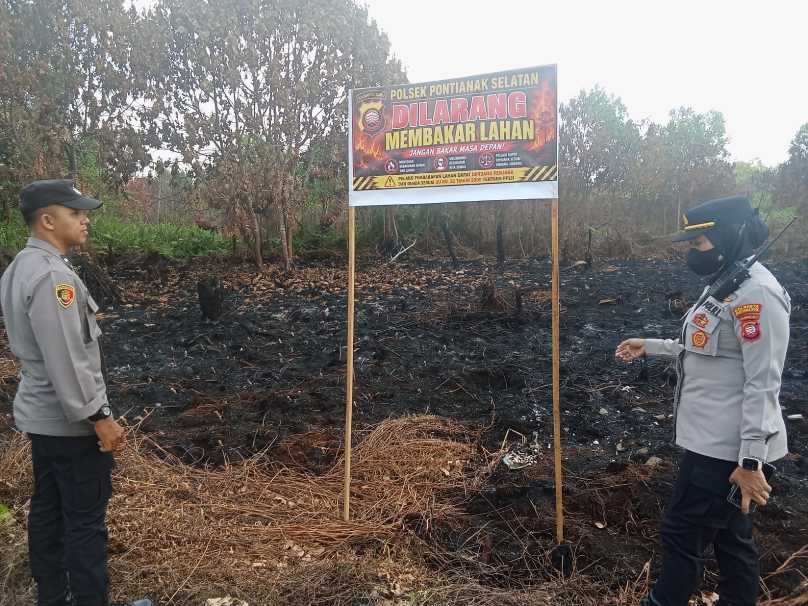 Cegah Karhutla Sejak Dini, Kapolsek Pontianak Selatan Pimpin Patroli di Wilayah Rawan