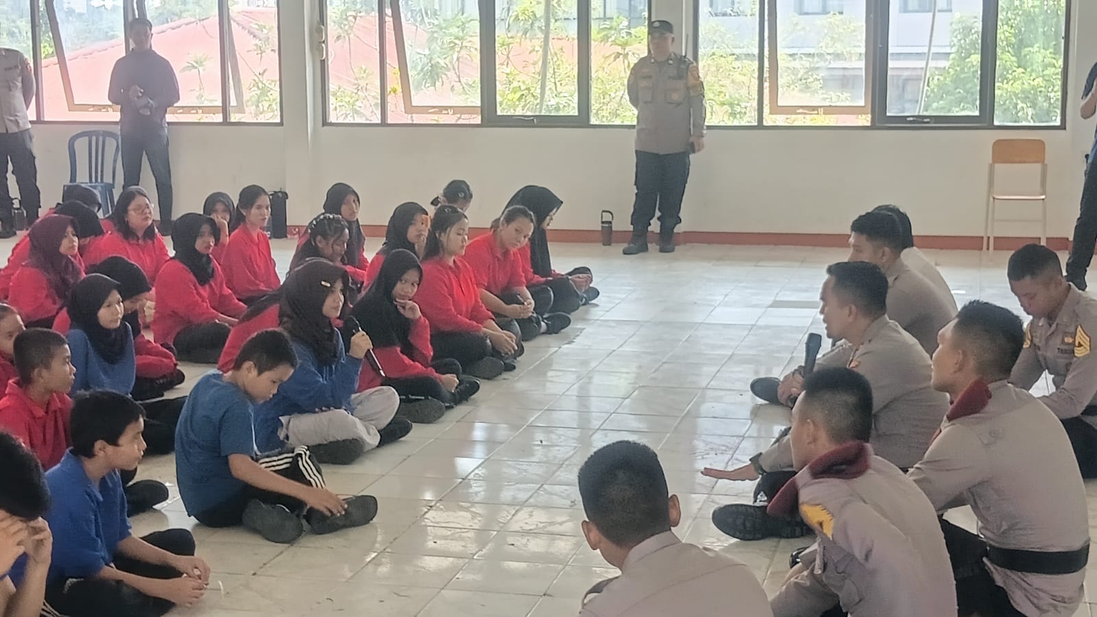 Program Taruna Bhakti Akpol dan Akademi TNI di Sekolah Rakyat Ditinjau Kapolresta Pontianak