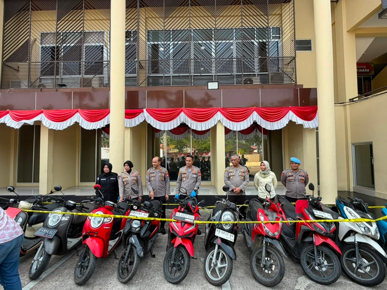 Polresta Pontianak rilis ungkap kasus komplotan curanmor di 11 lokasi