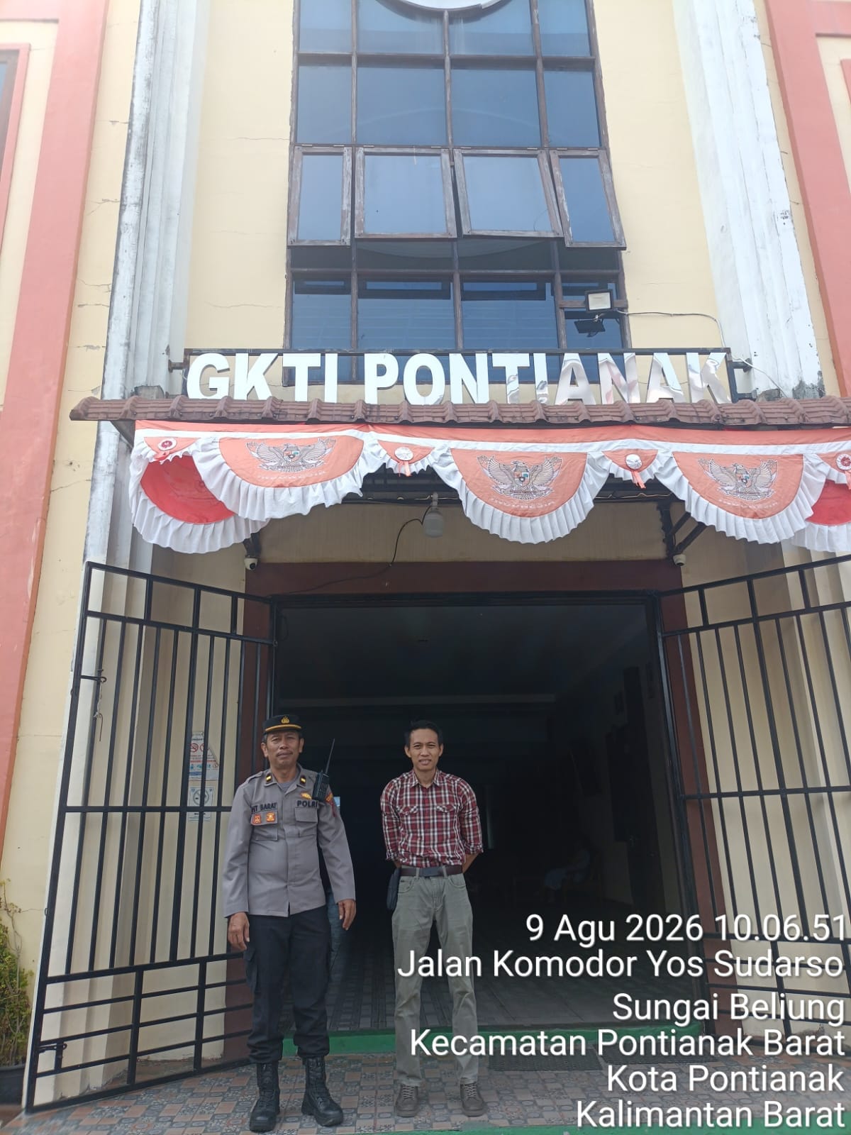 Pastikan Ibadah Minggu Aman, Panit 3 Samapta Polsek Pontianak Barat Patroli Sejumlah Gereja