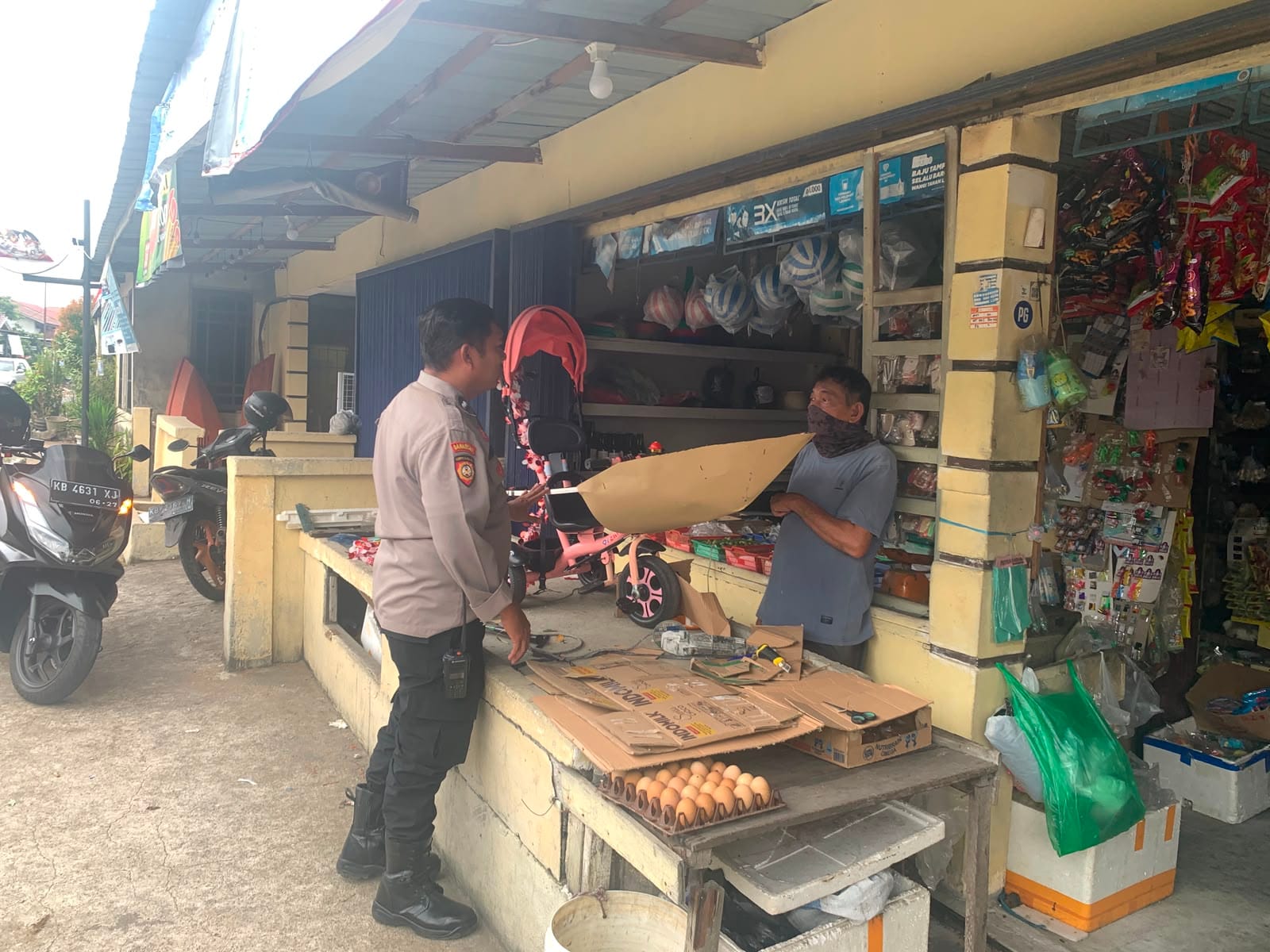 Jaga Kamtibmas, Enggang Polsek Pontianak Barat Intensifkan Patroli dan Imbauan kepada Masyarakat